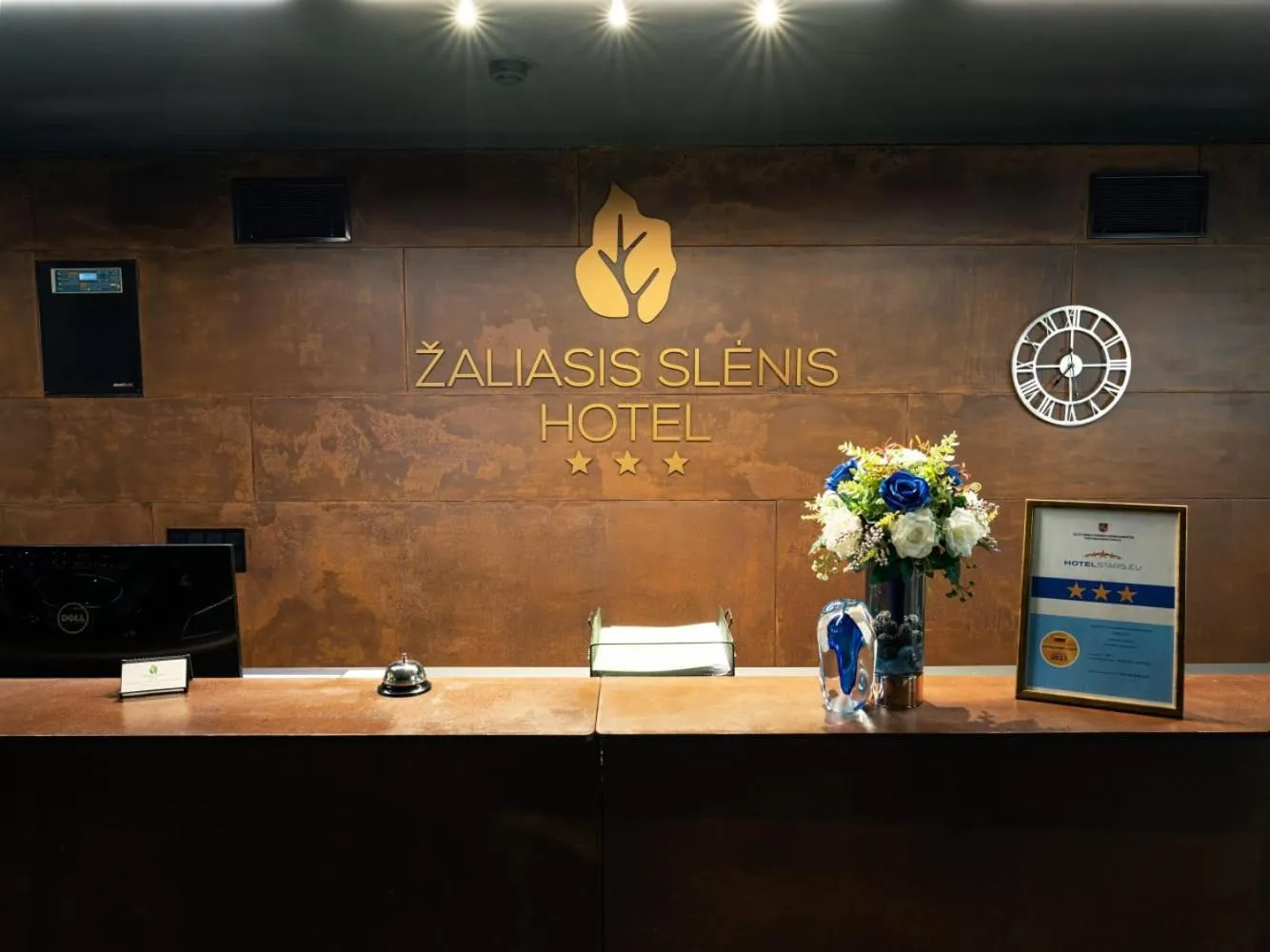 Lobby or reception in Zaliasis slenis - Self check-in hotel - Free parking