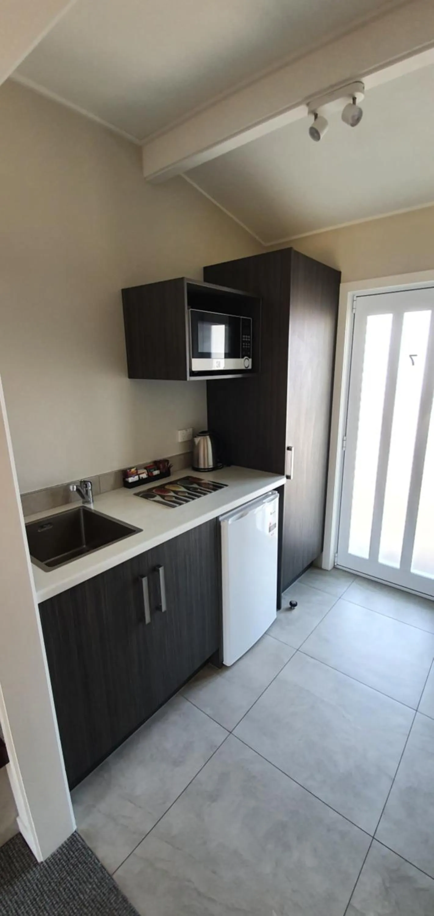 Kitchen or kitchenette in The Furlong