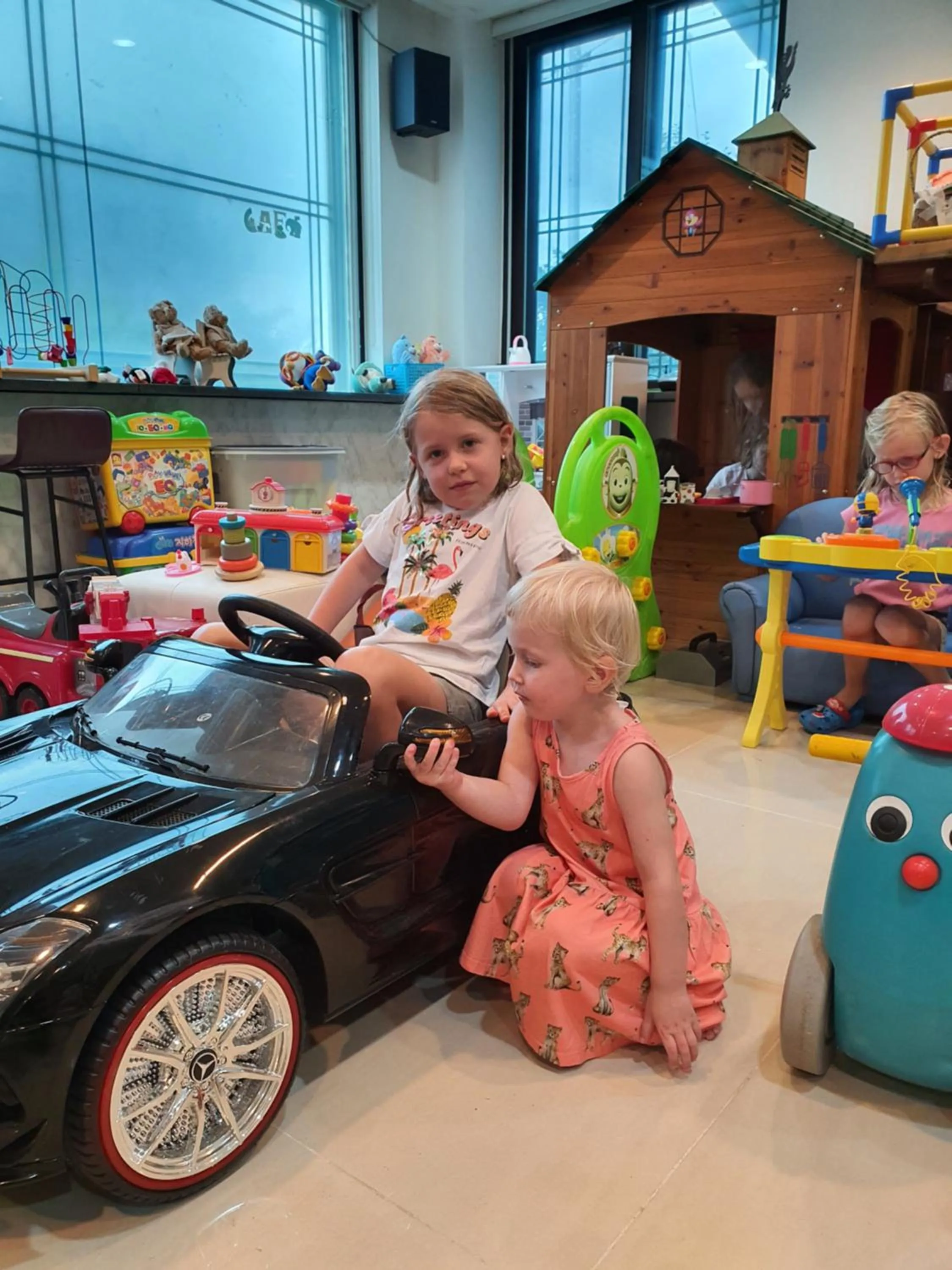 Property building in Forest of Color Pension