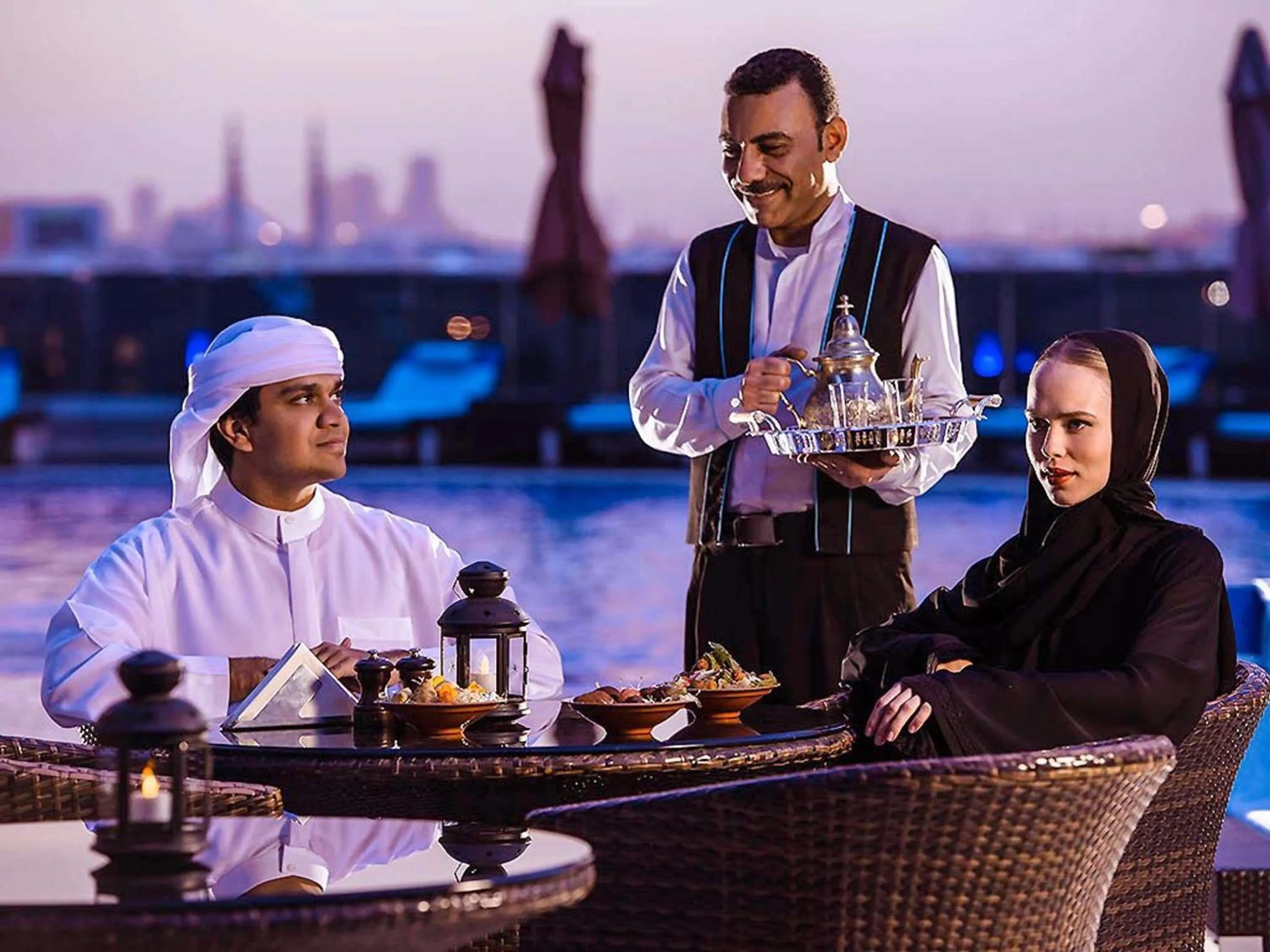 Restaurant/places to eat in Novotel Abu Dhabi Gate