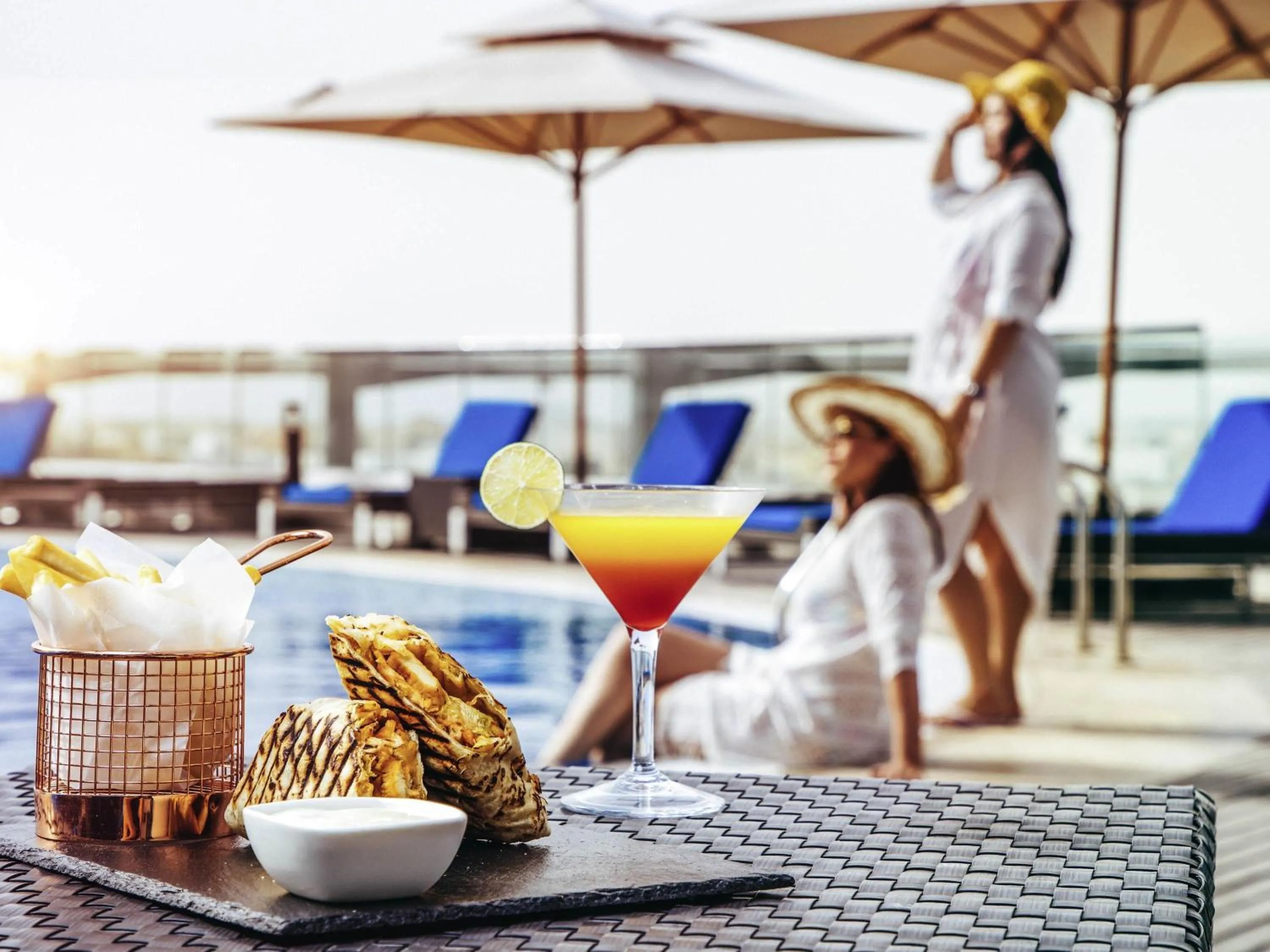 Restaurant/places to eat in Novotel Abu Dhabi Gate