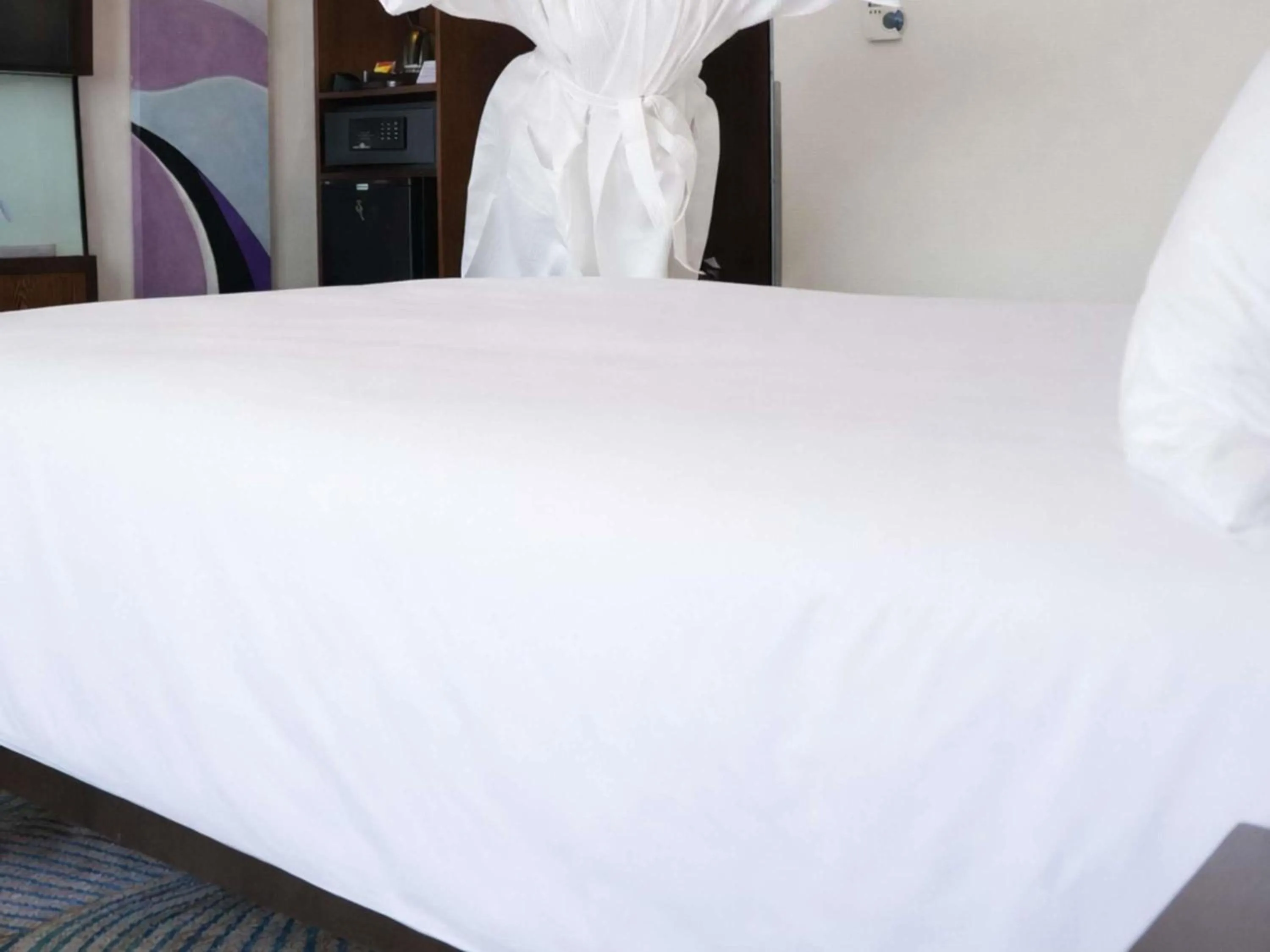 Other, Bed in Novotel Abu Dhabi Gate