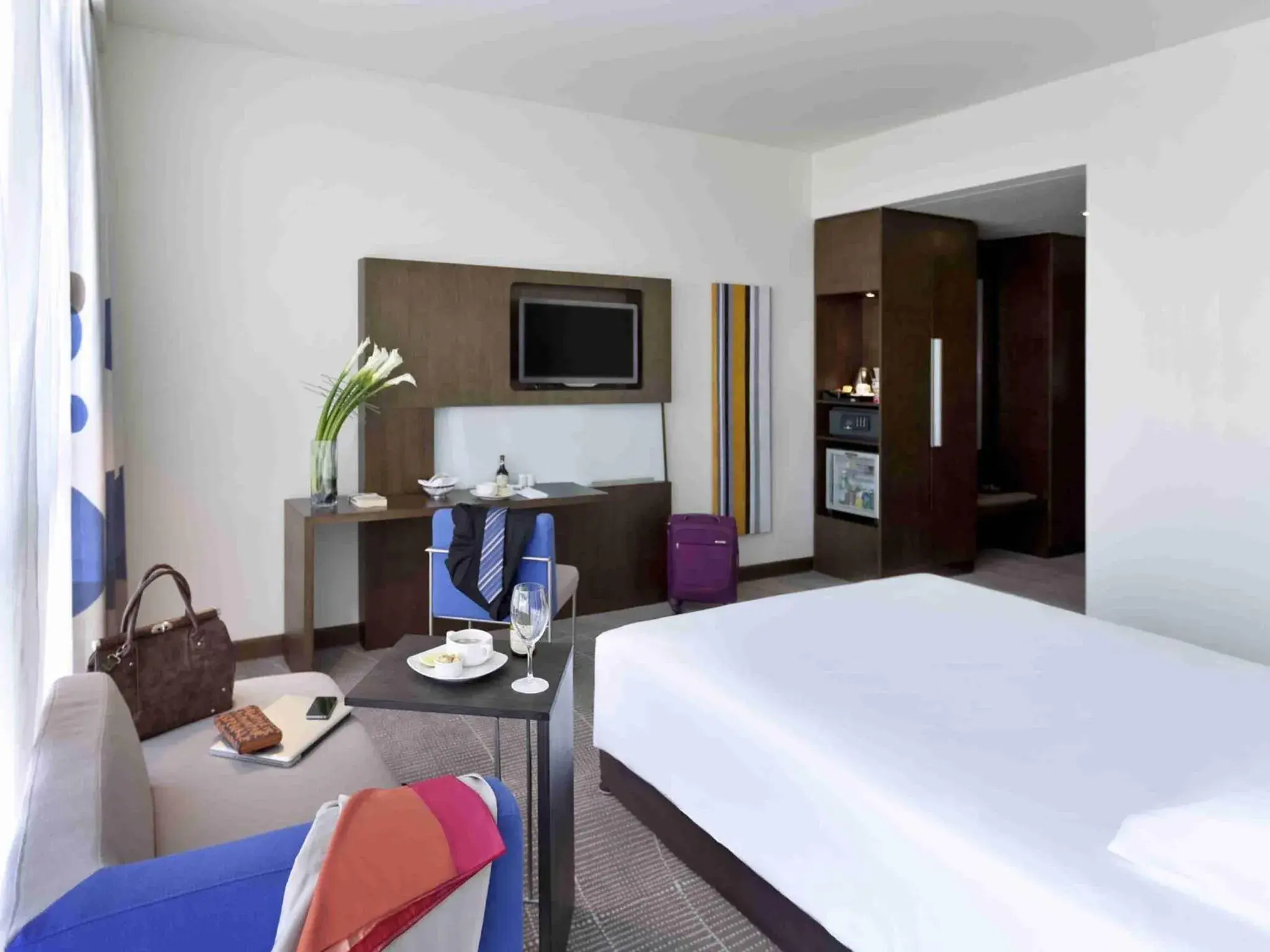 Superior Double Room in Novotel Abu Dhabi Gate Superior Double Room in Novotel Abu Dhabi Gate