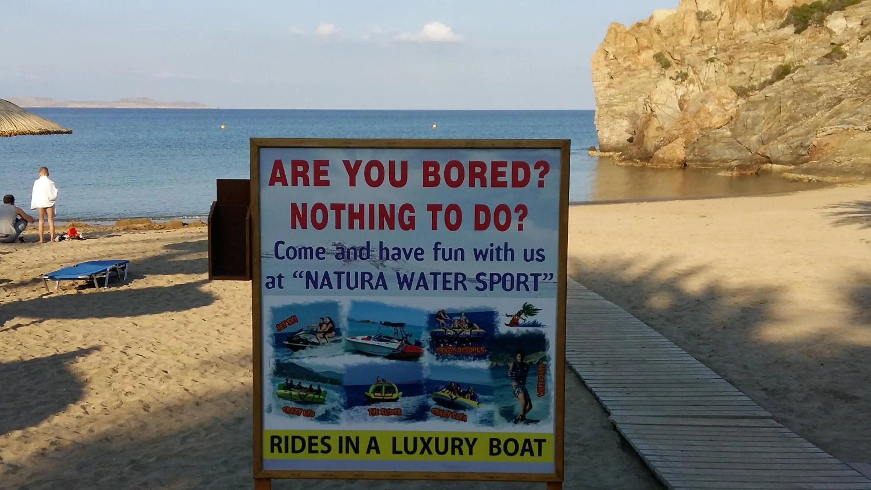 Spring in Flamingo Apartments