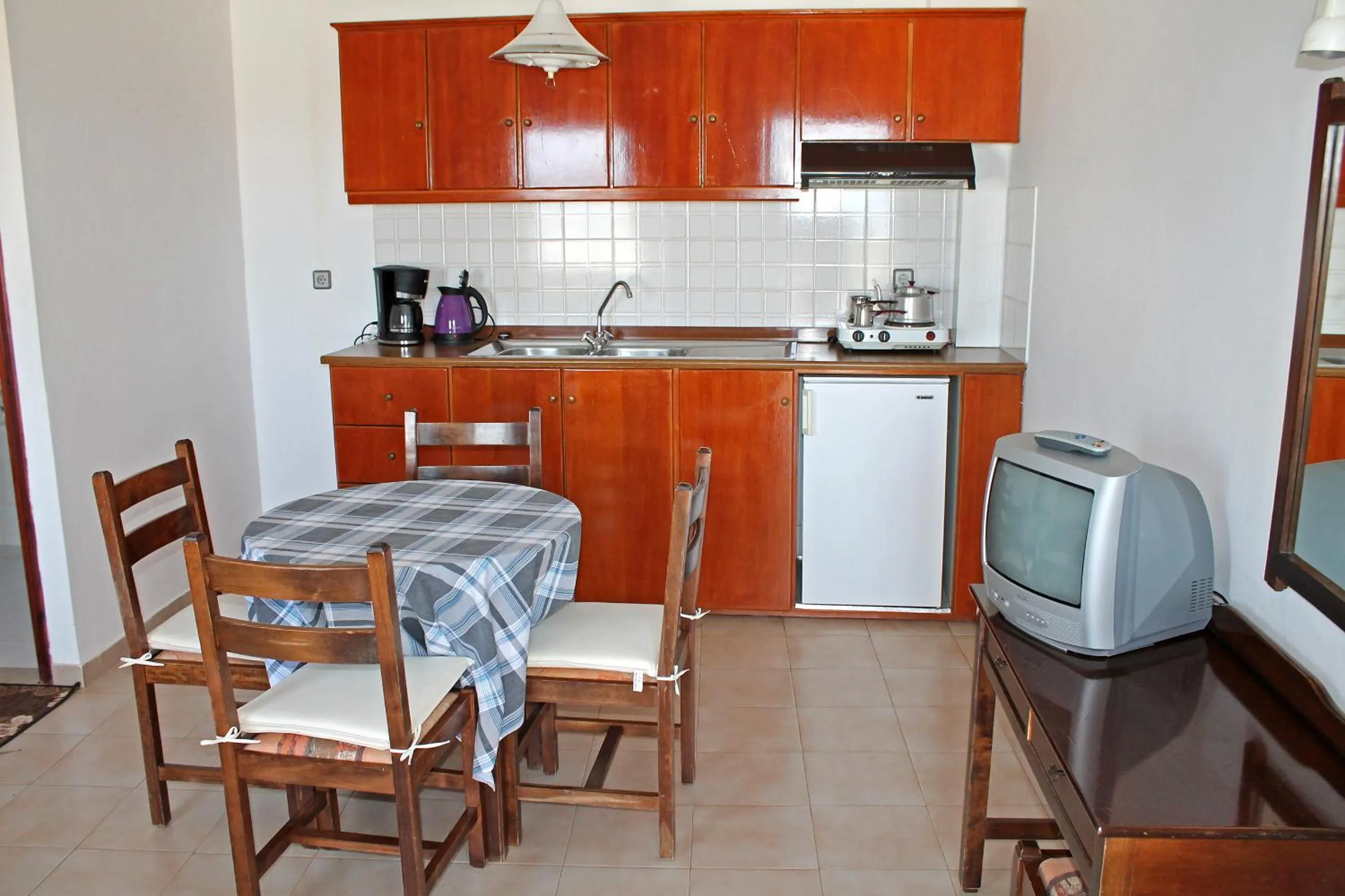 Kitchen or kitchenette in Flamingo Apartments