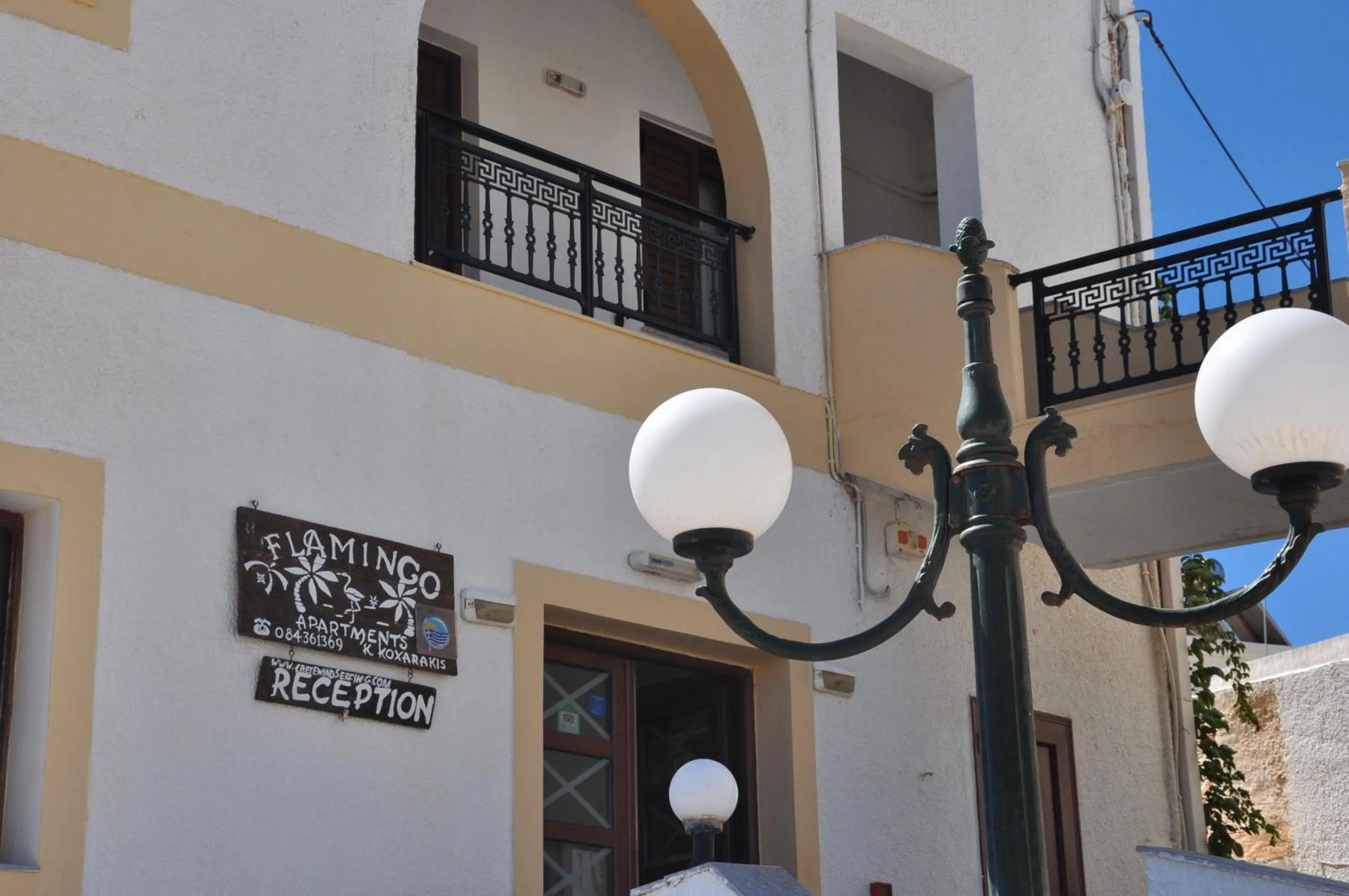 Lobby or reception in Flamingo Apartments