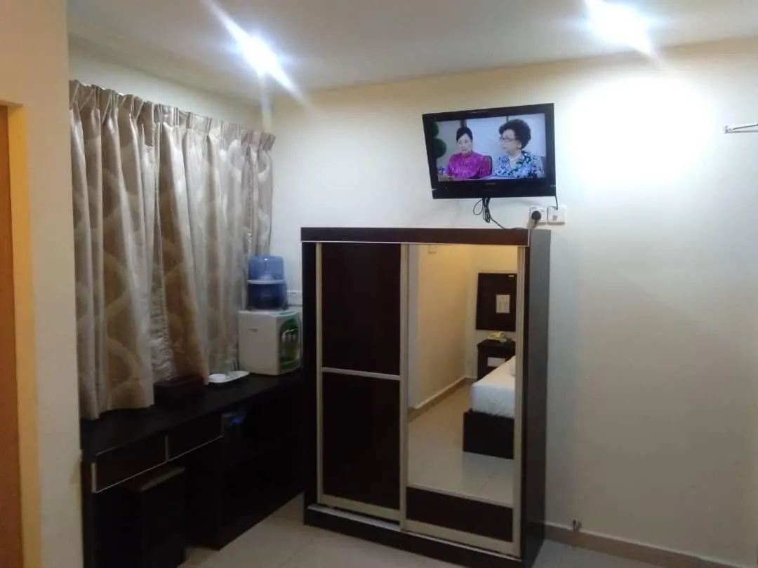 Bed in Hotel Mewah Impiana