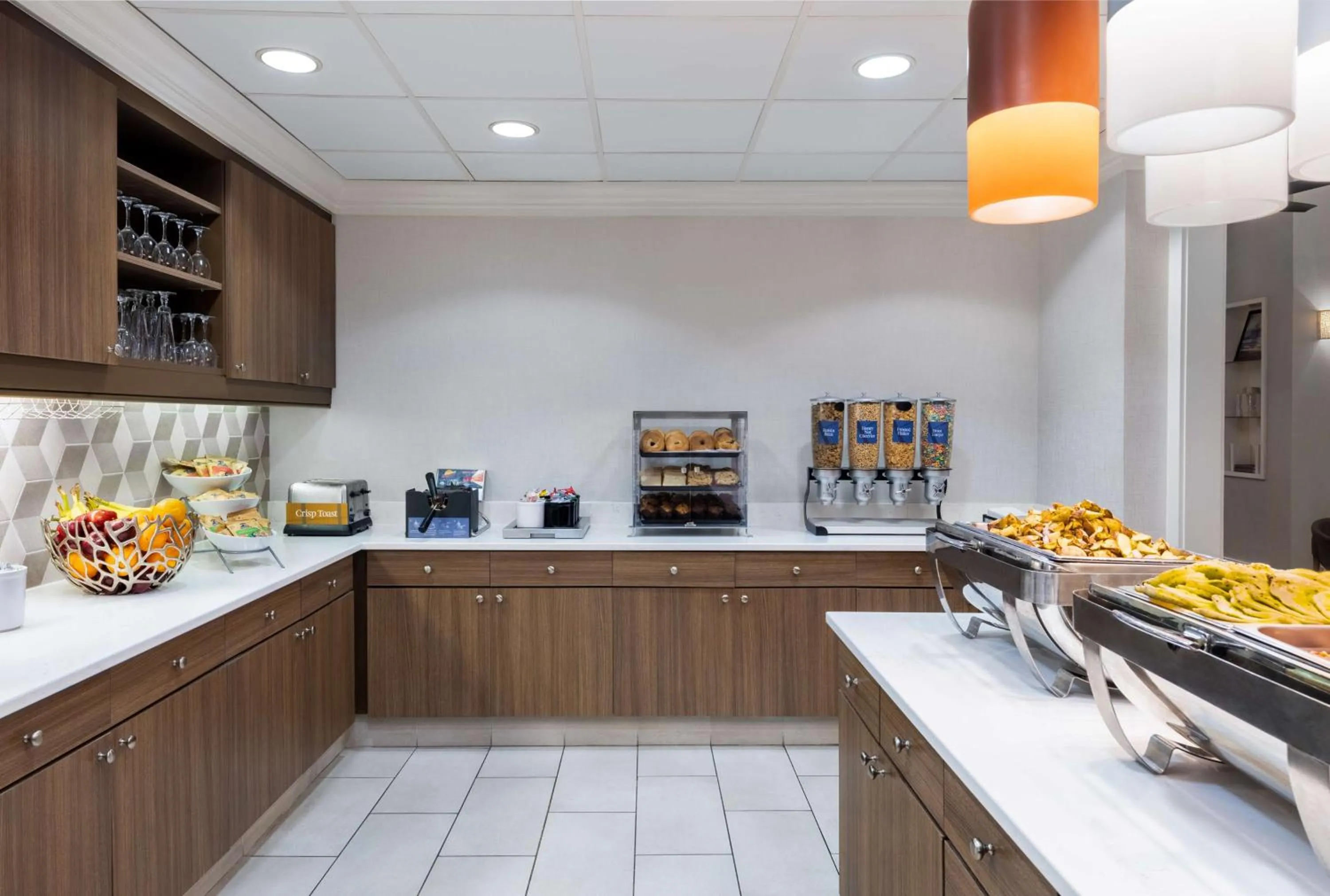 Breakfast in Homewood Suites by Hilton Montgomery