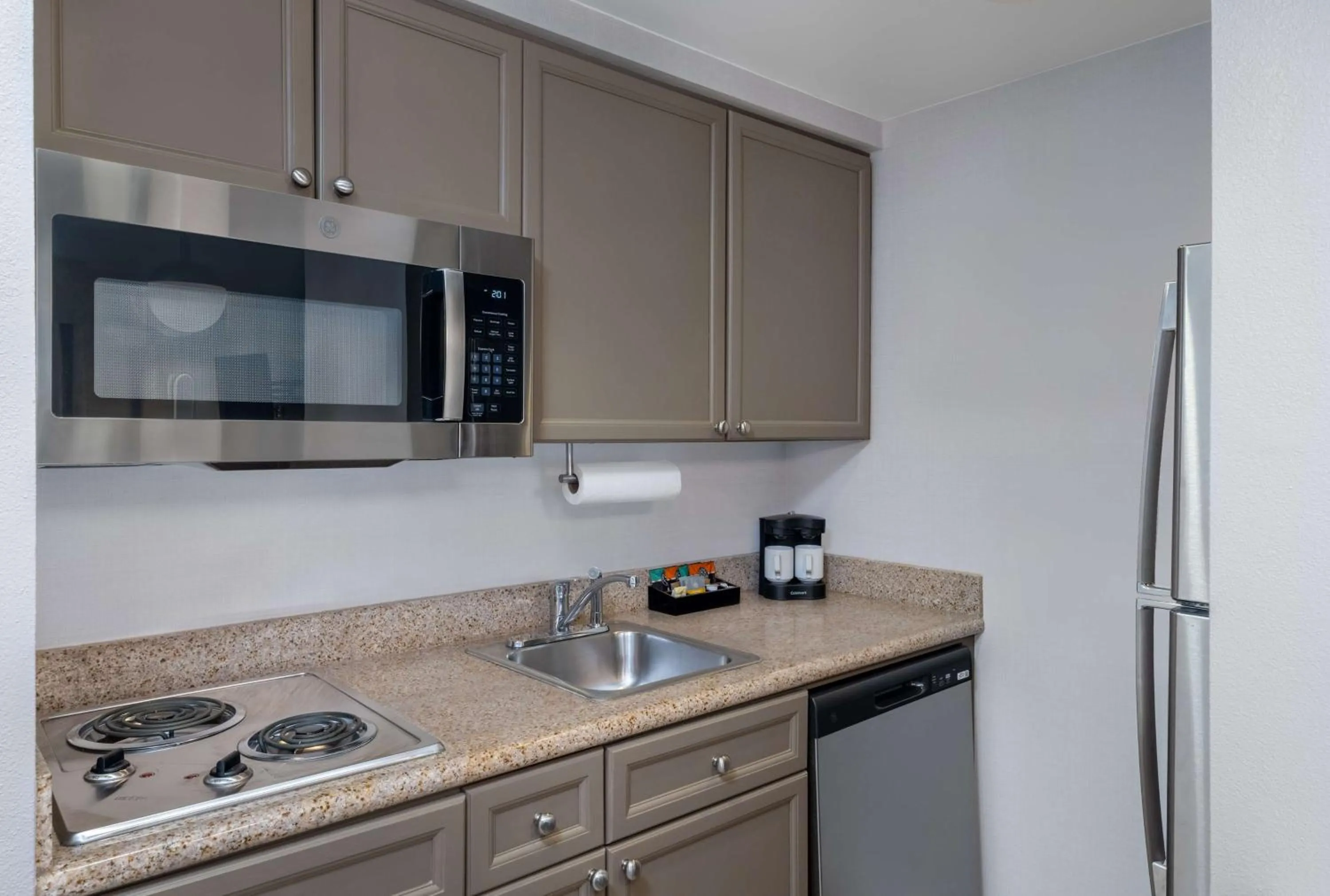 Kitchen or kitchenette in Homewood Suites by Hilton Montgomery