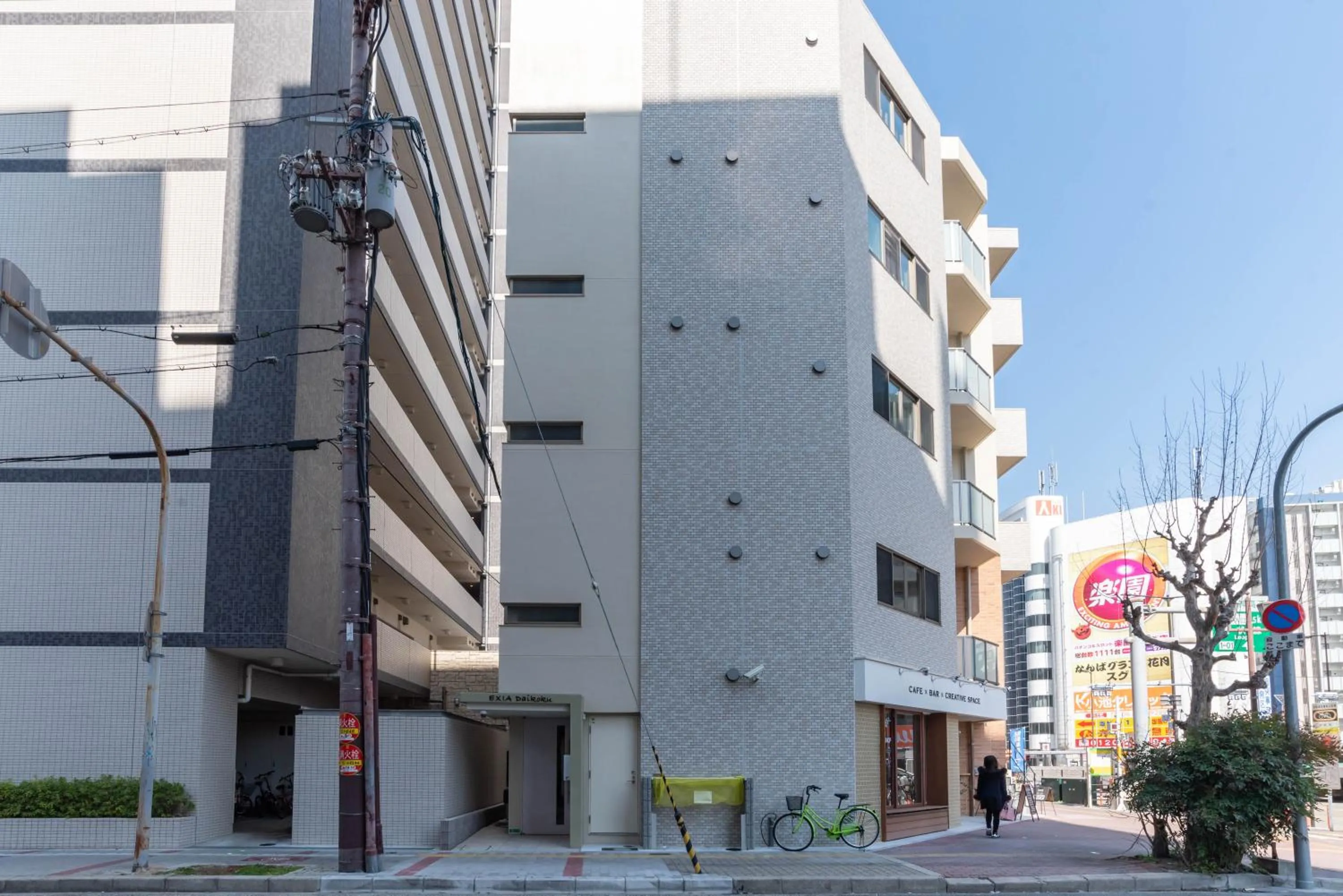 Facade/entrance in Exia Daikoku AFP Apartment