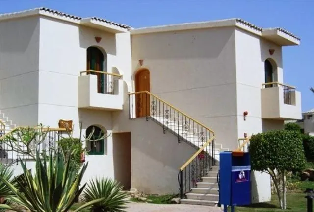 Facade/entrance in Island View Resort