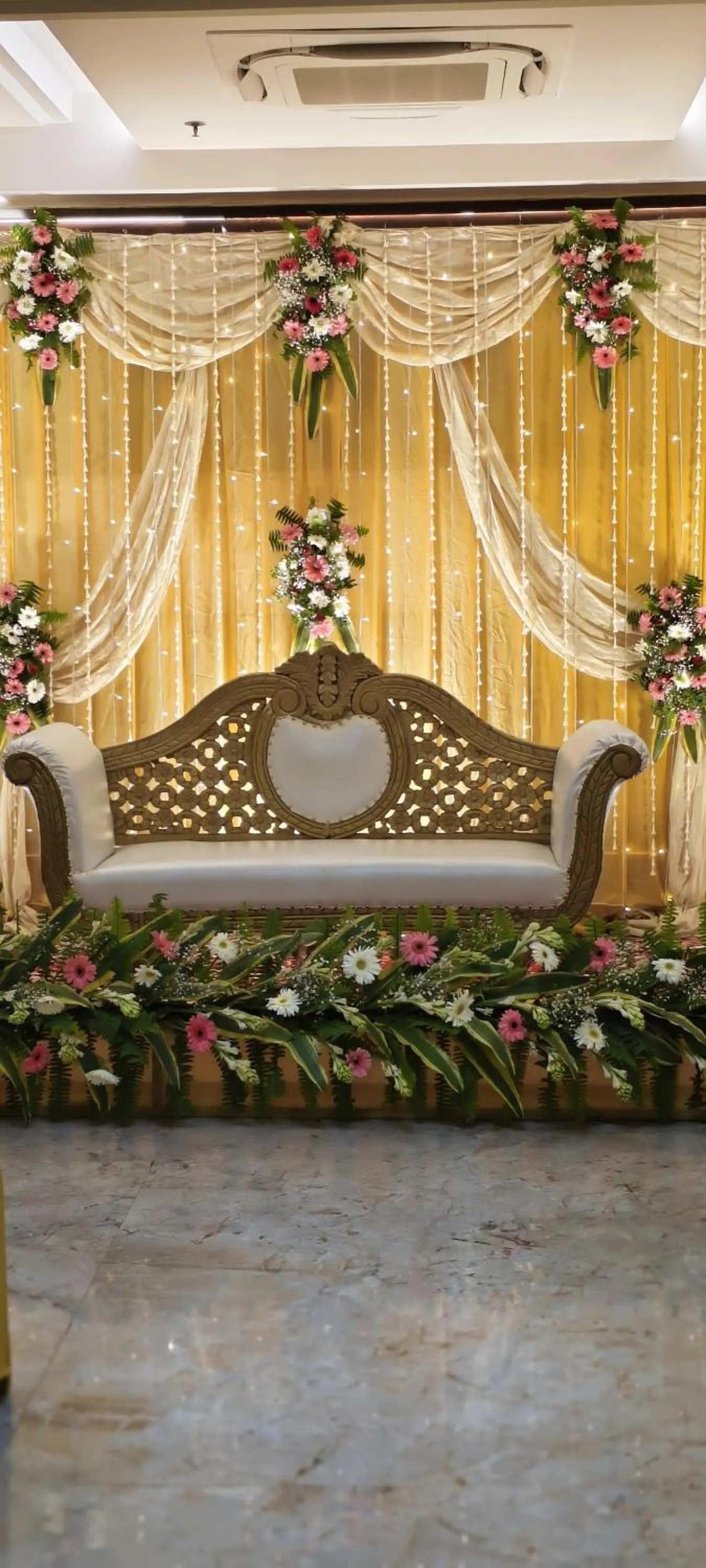 Photo of the whole room in Hotel Abhinav International