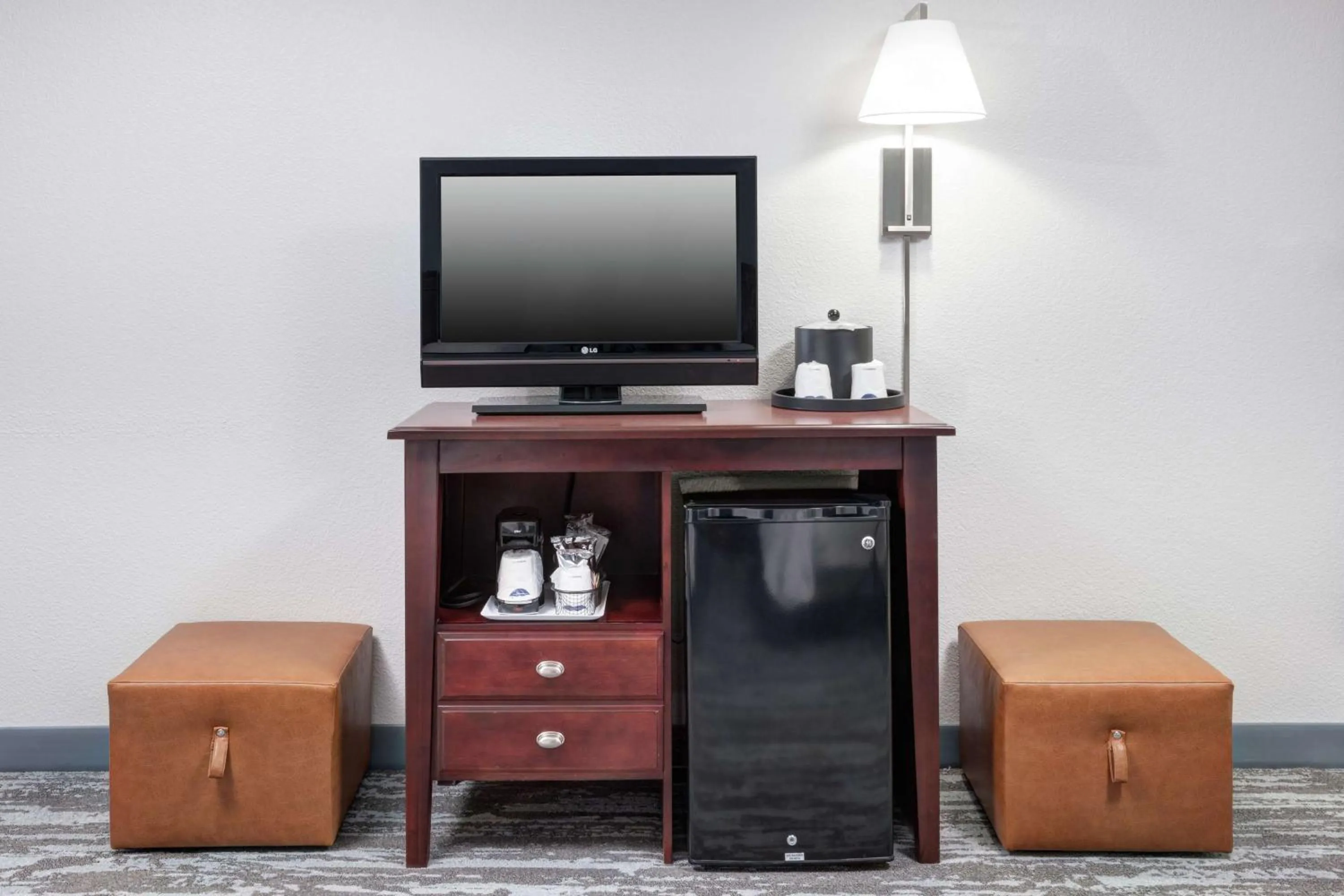 Bedroom in Hampton Inn Kansas City Liberty