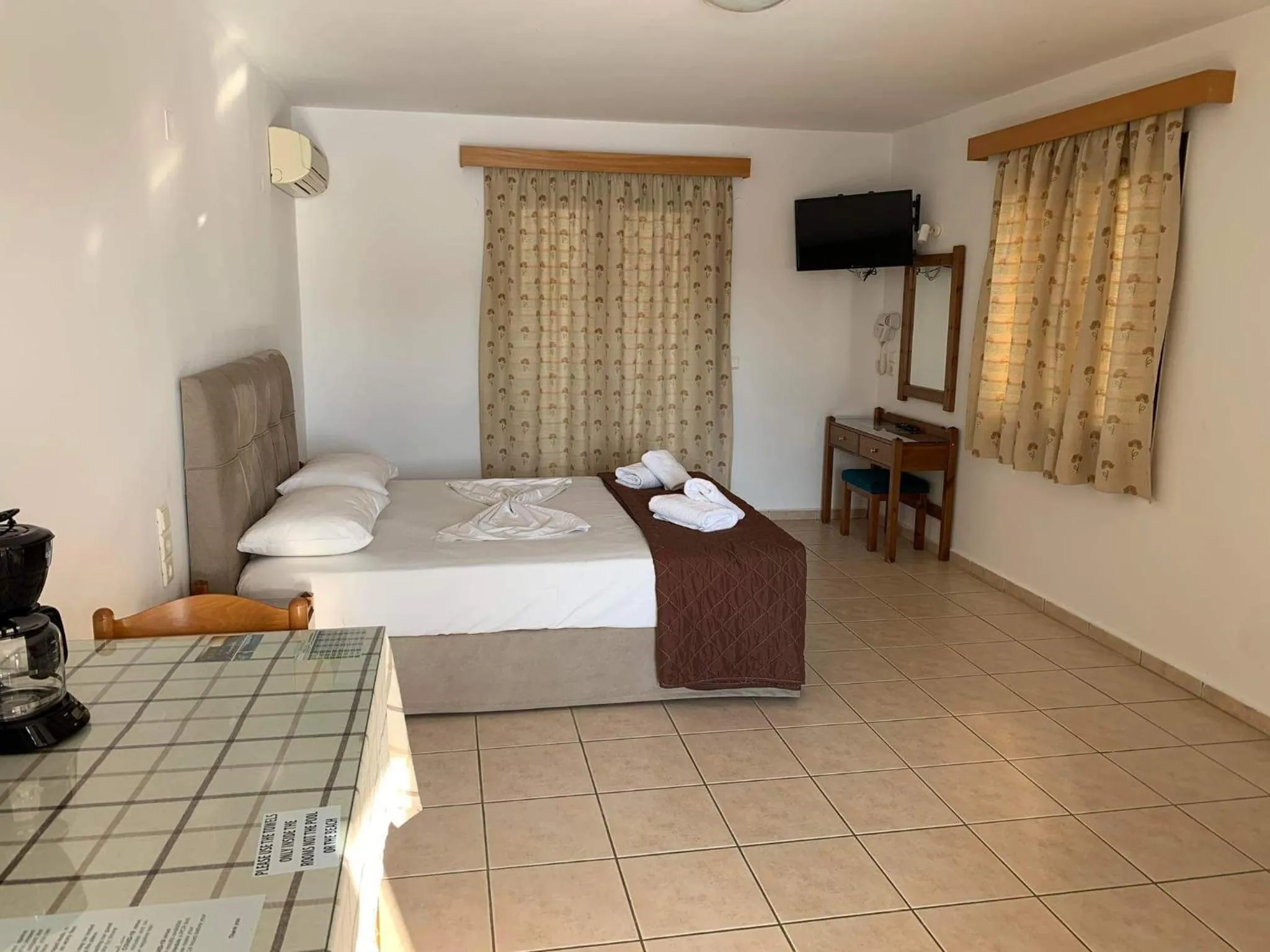 Bed in Pennystella Apartments