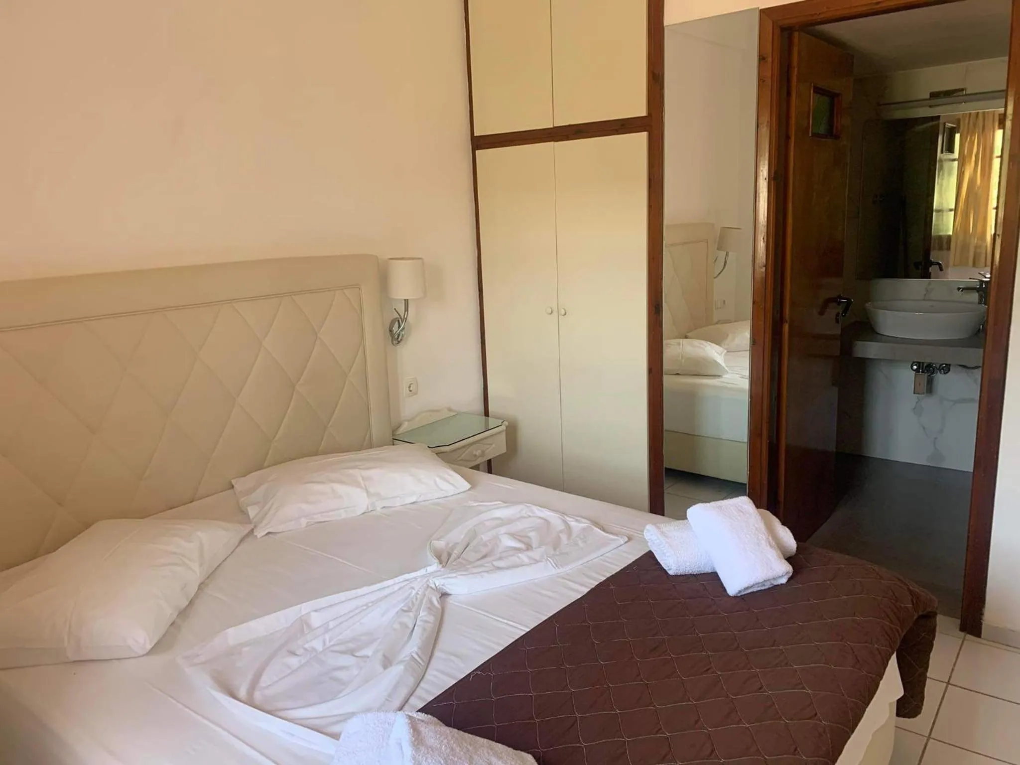 Bed in Pennystella Apartments