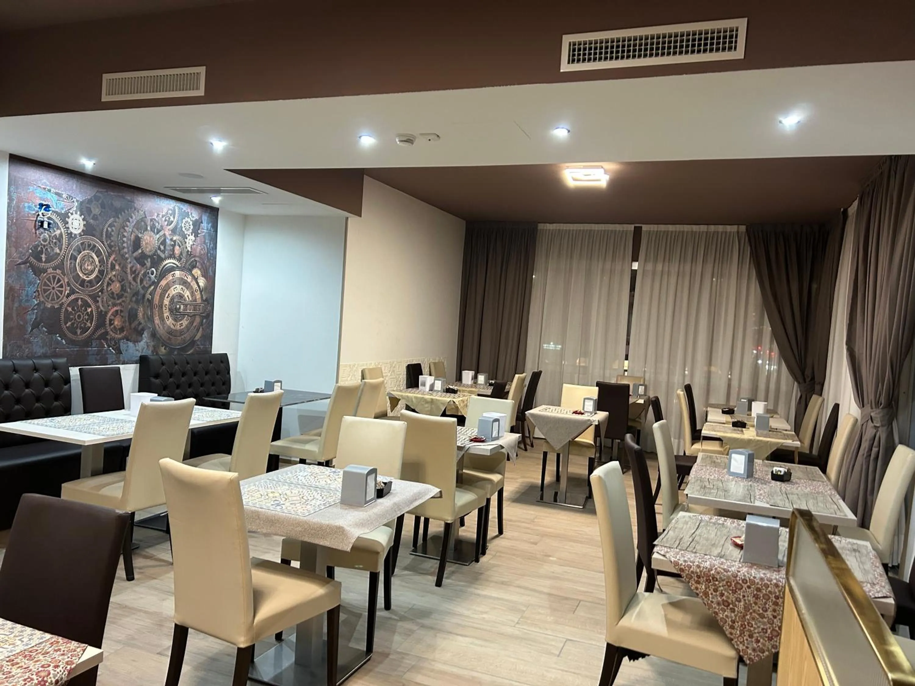 Breakfast in Hotel Stradivari