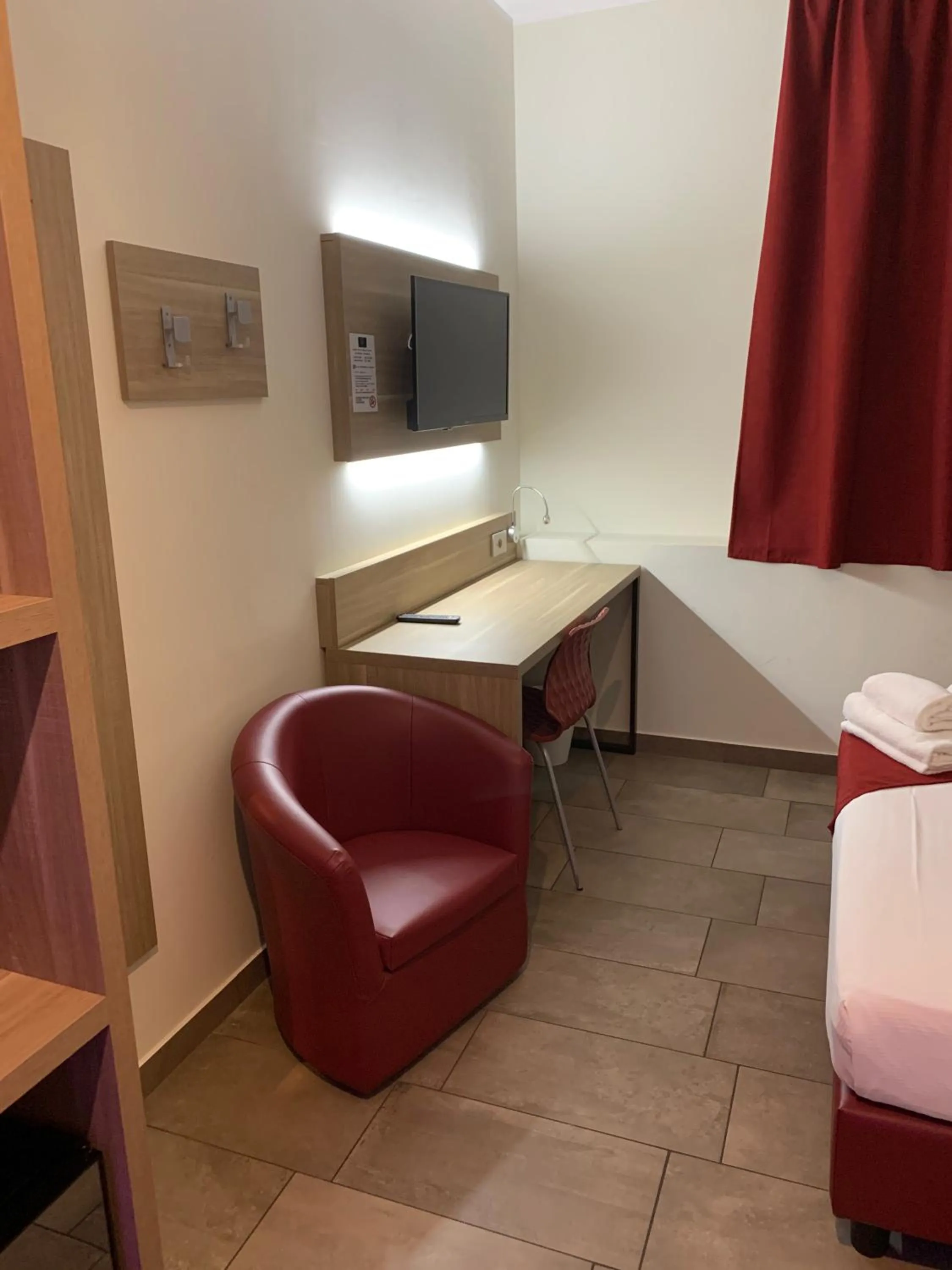 TV and multimedia, Bed in Hotel Stradivari