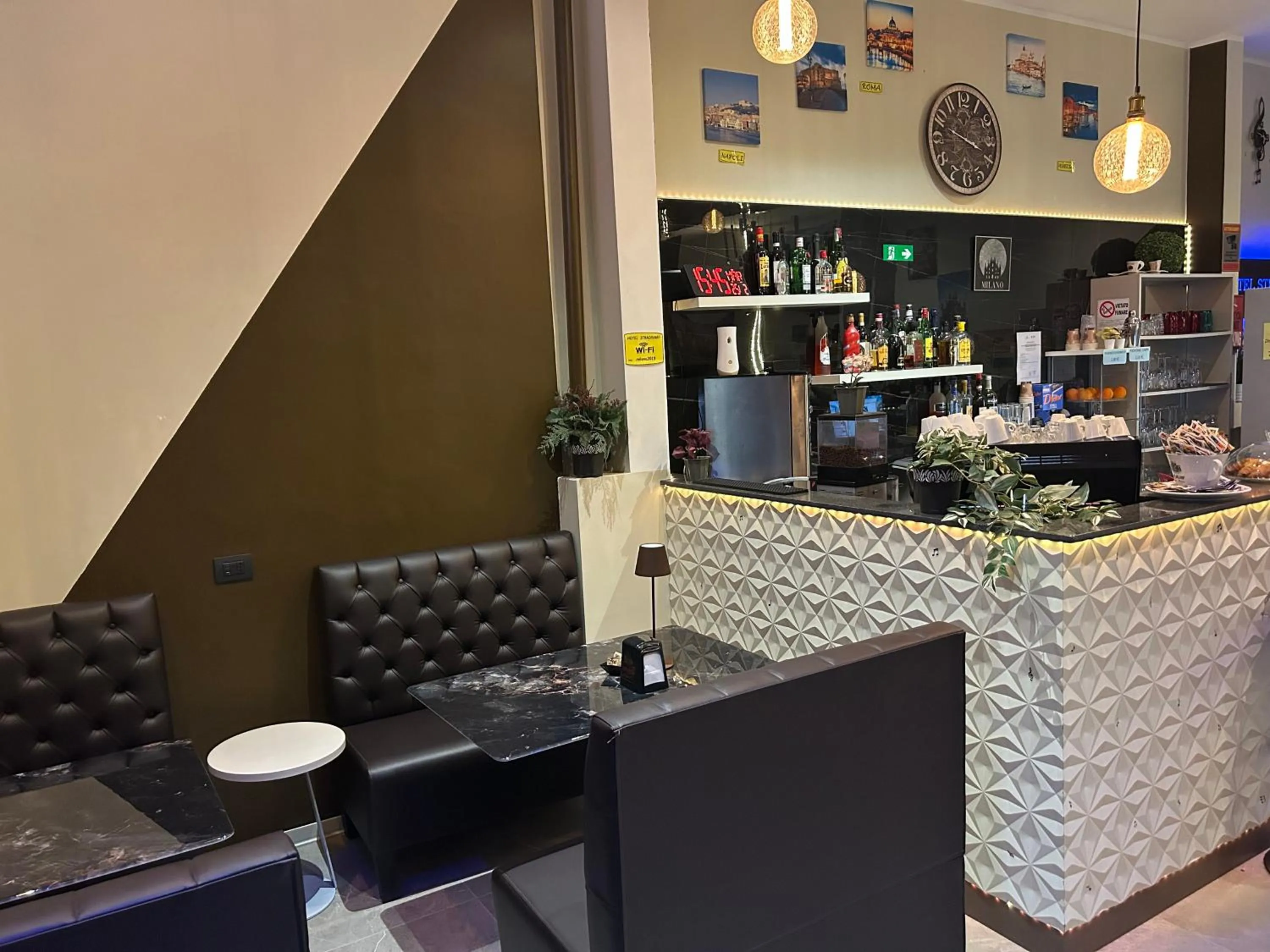 Lounge or bar in Hotel Stradivari