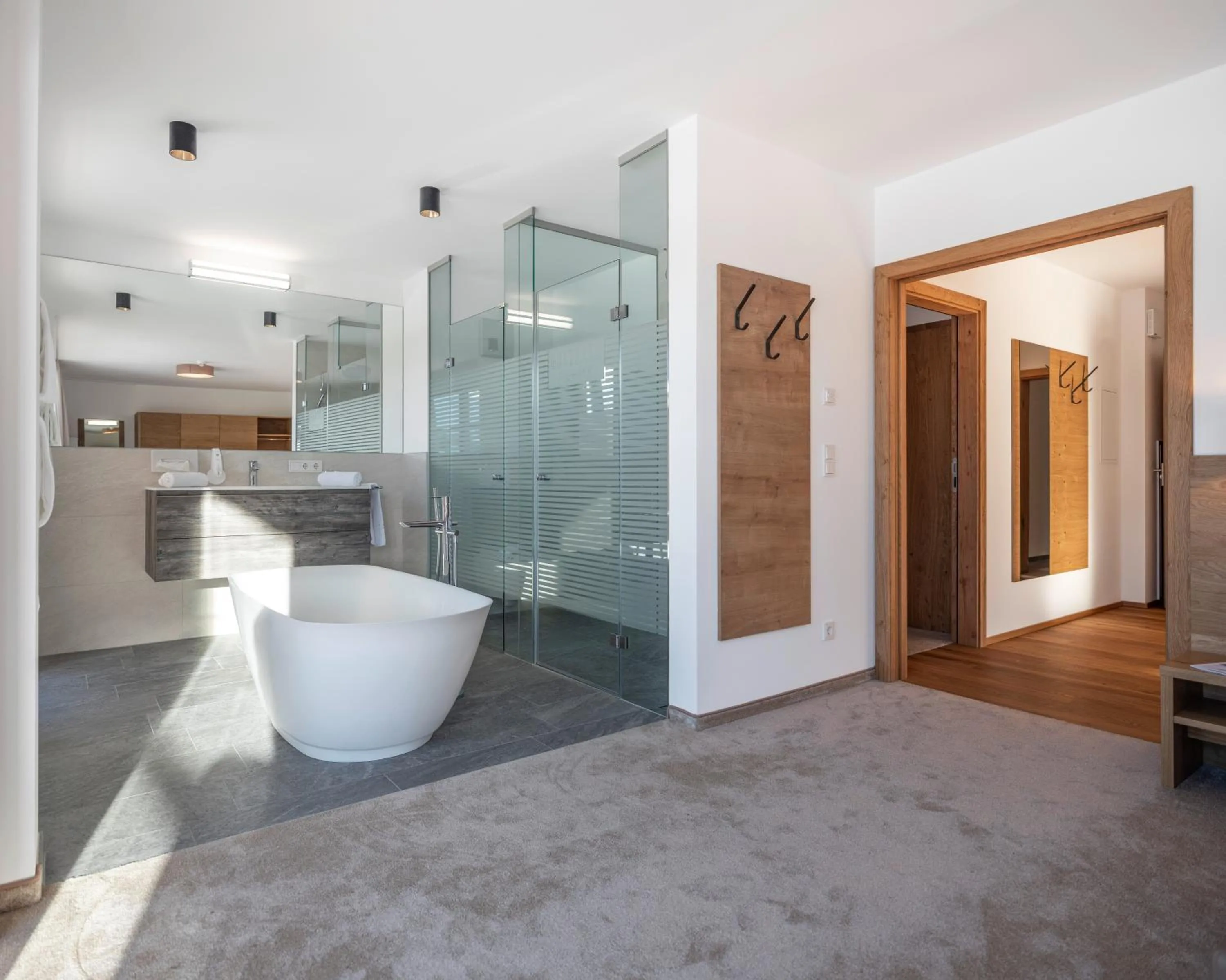 Shower in GOTTHARD - FINE LIVING APARTMENTS