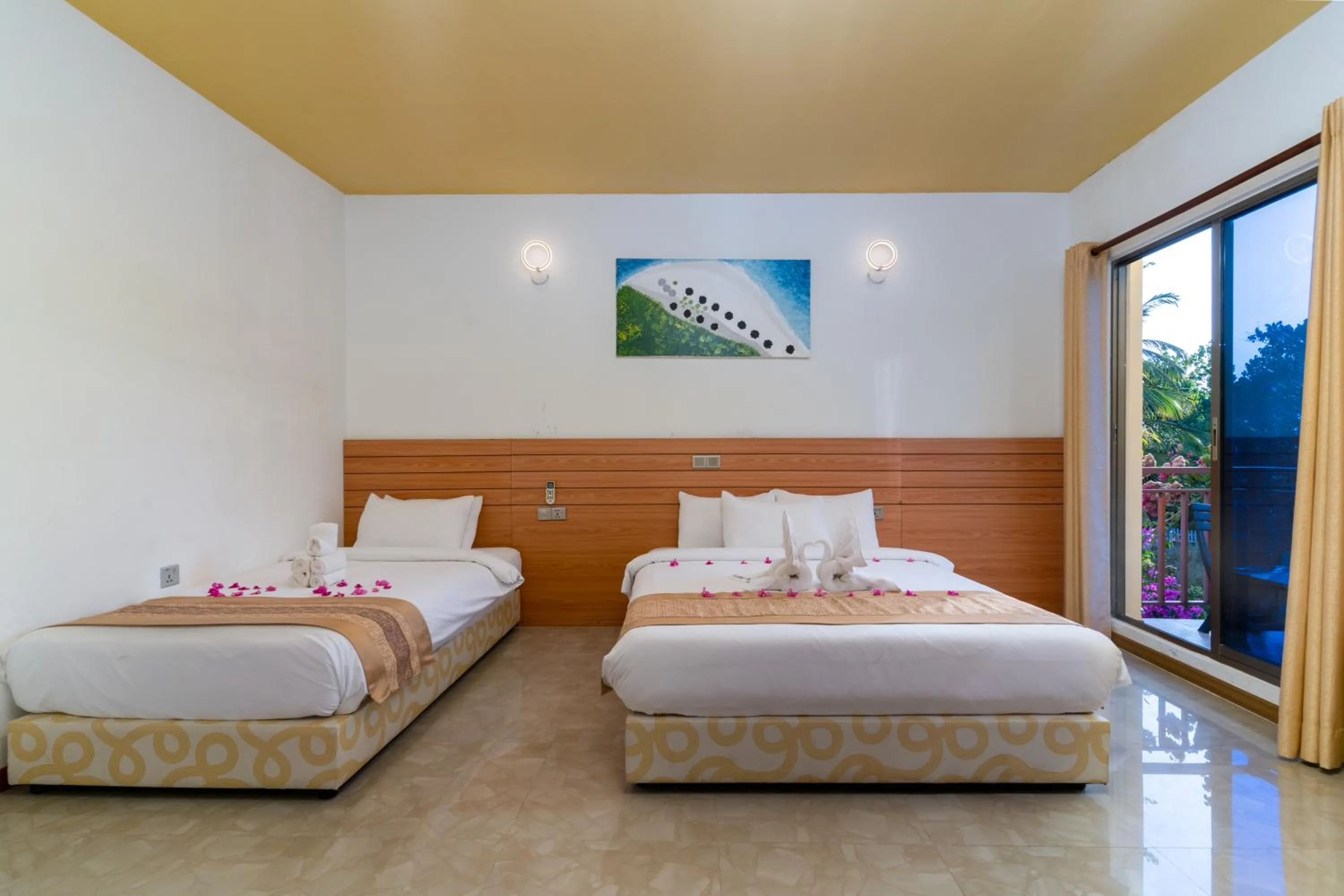 Bed in Nala Veli Beach & Spa