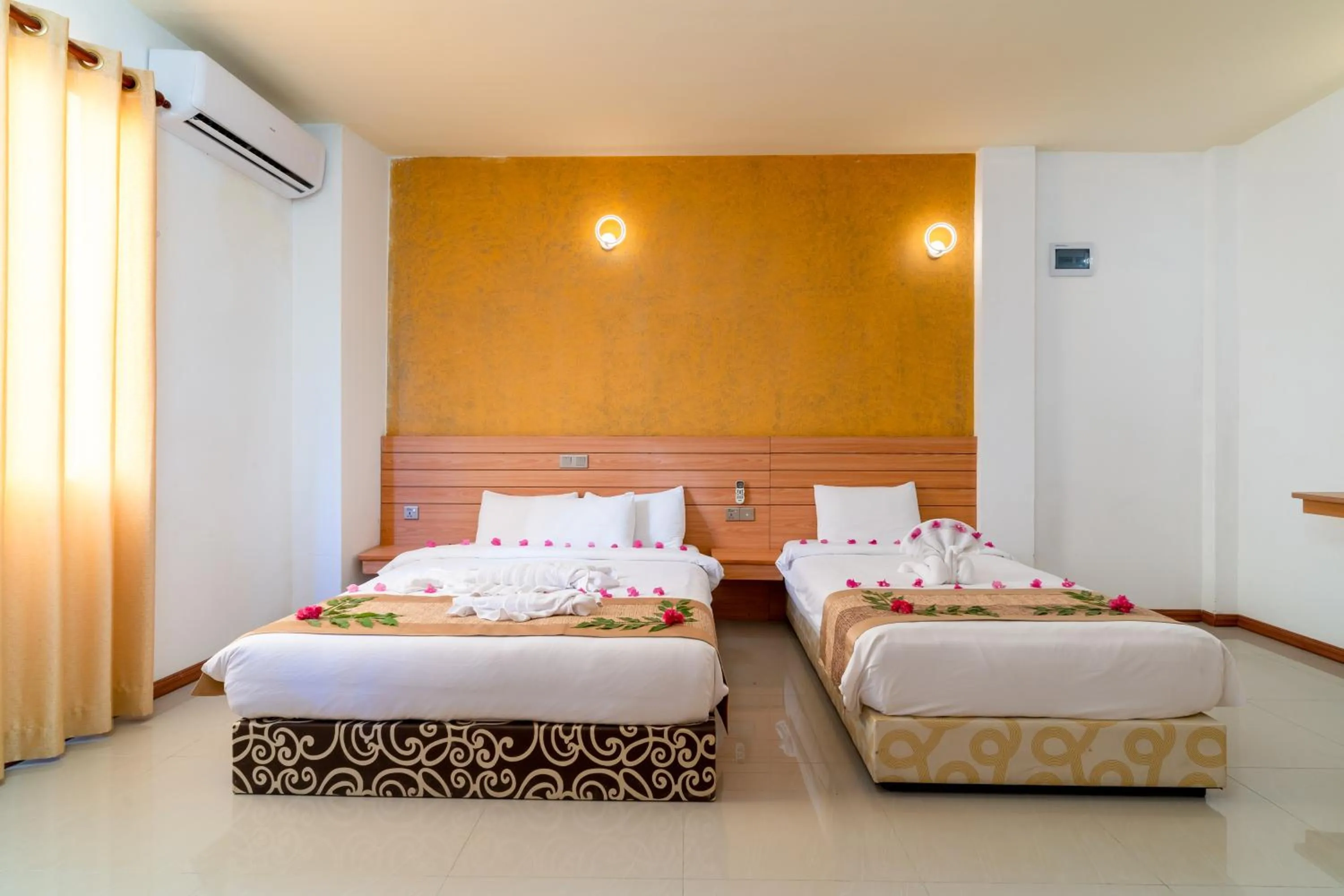 Bed in Nala Veli Beach & Spa