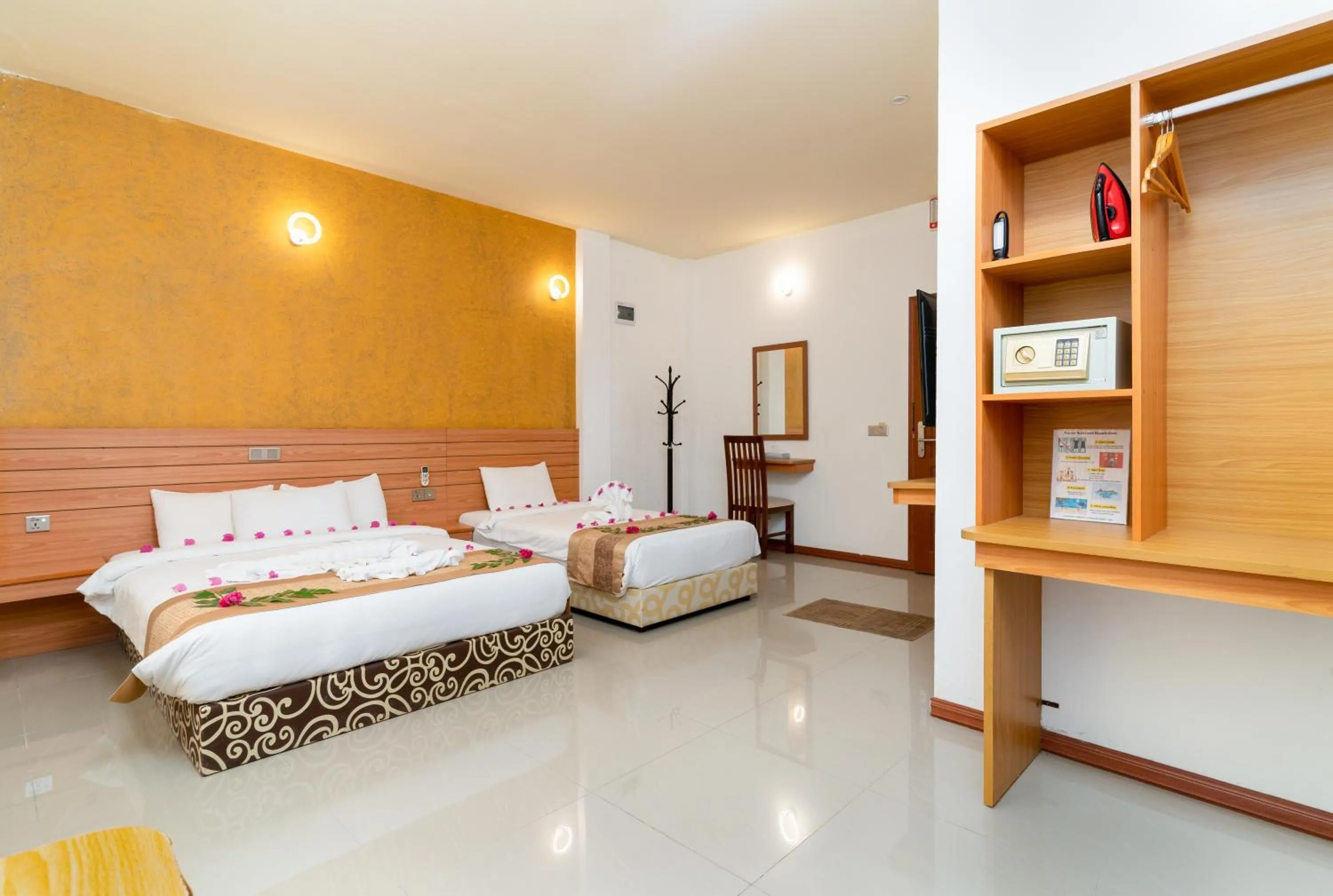 Bed in Nala Veli Beach & Spa