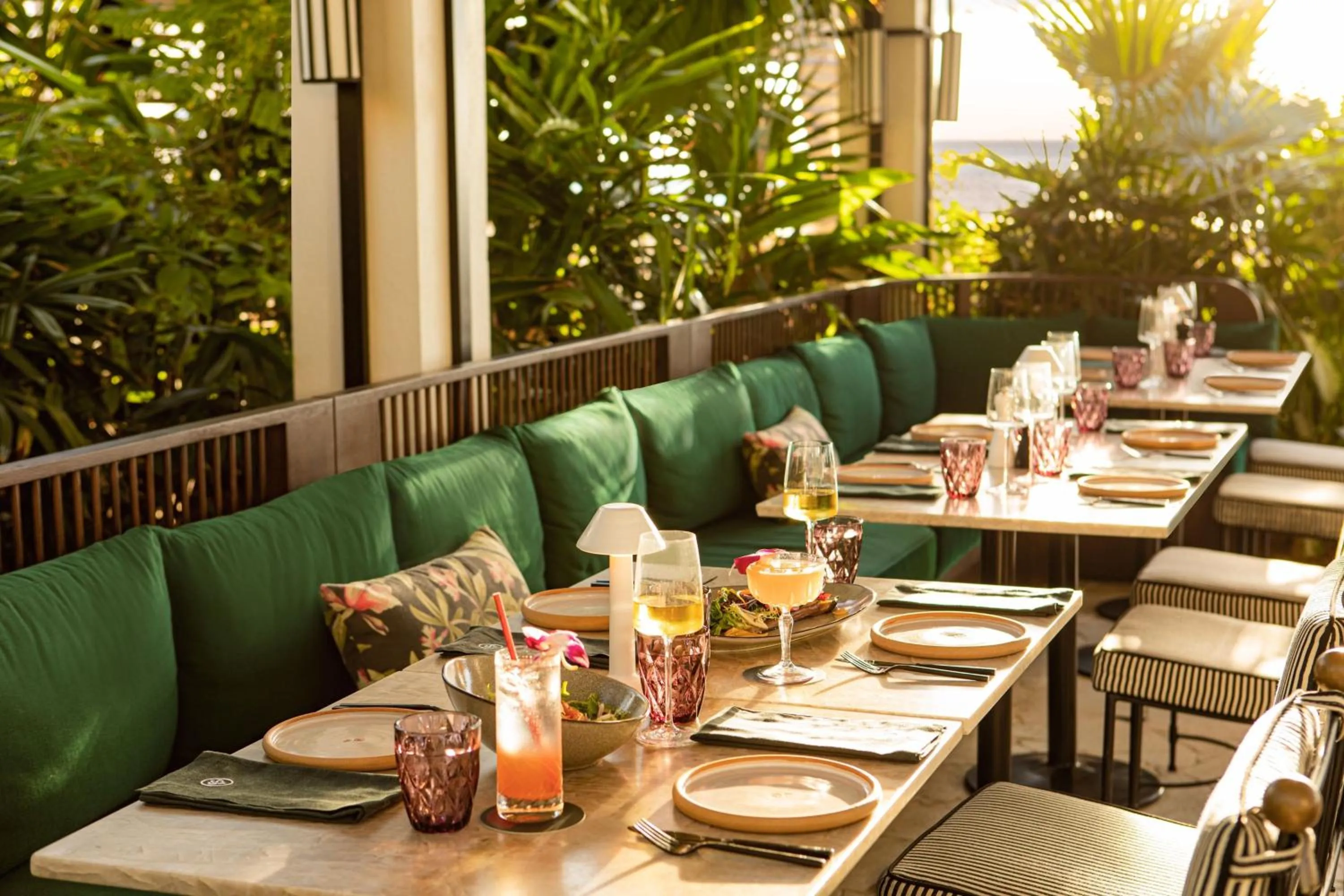 Restaurant/places to eat in The Ritz-Carlton, Grand Cayman