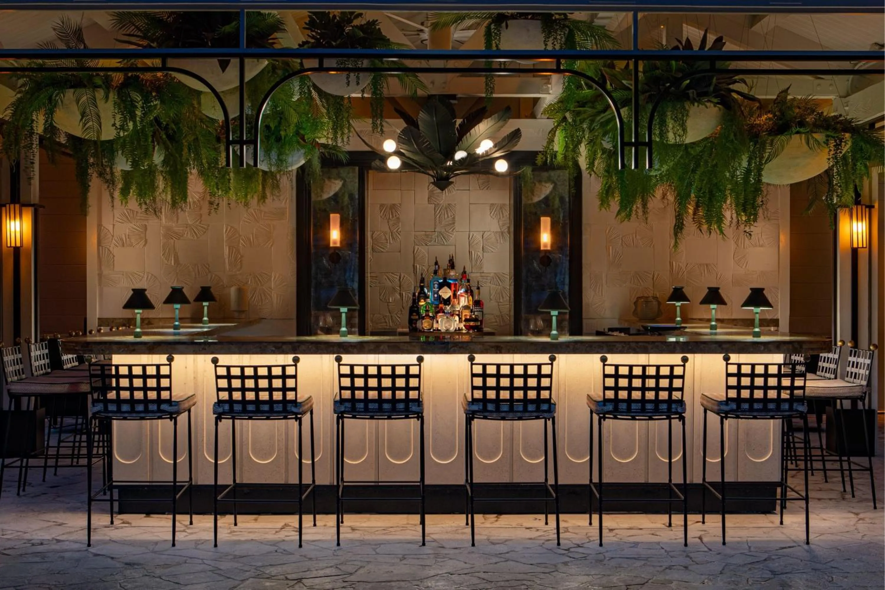 Lounge or bar in The Ritz-Carlton, Grand Cayman