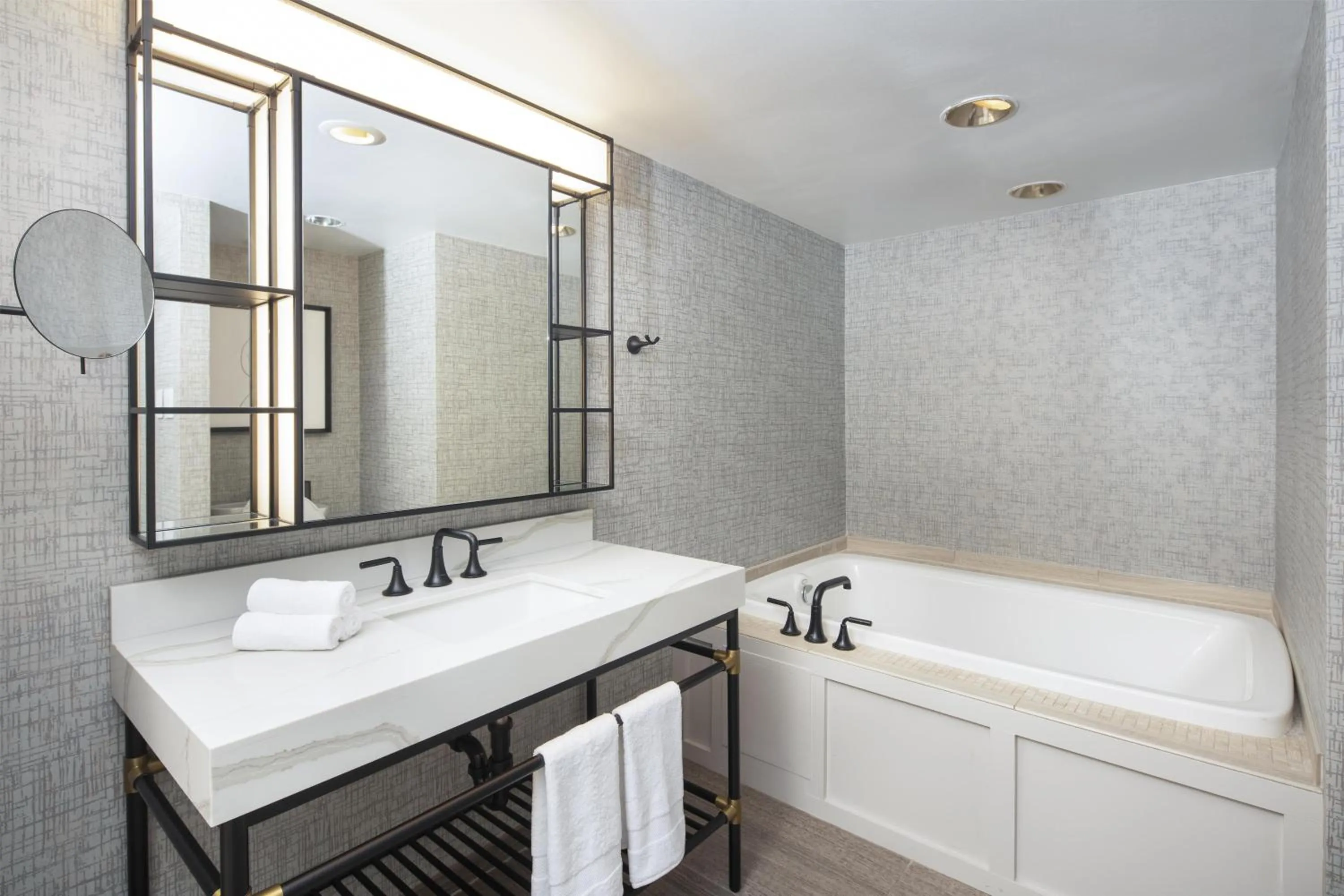 Bathroom in Hilton Milwaukee