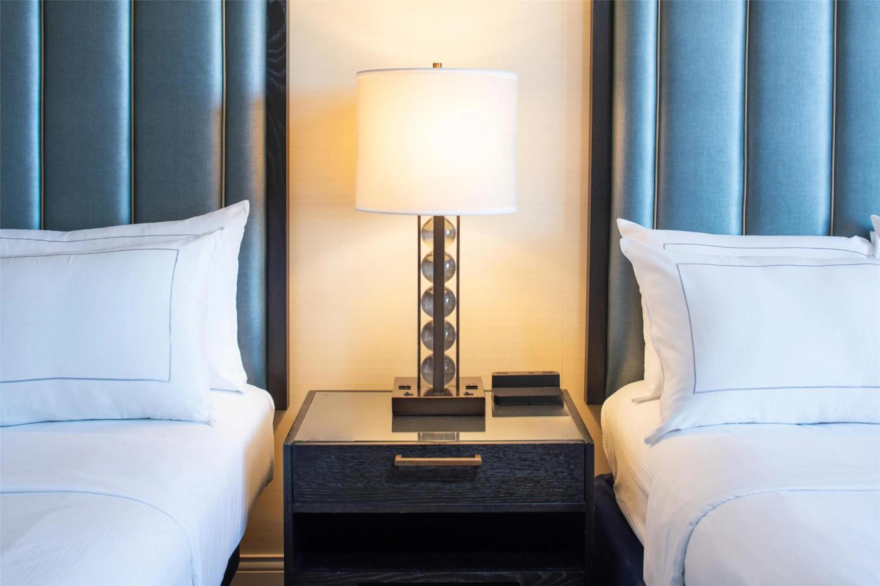 Bed in Hilton Milwaukee