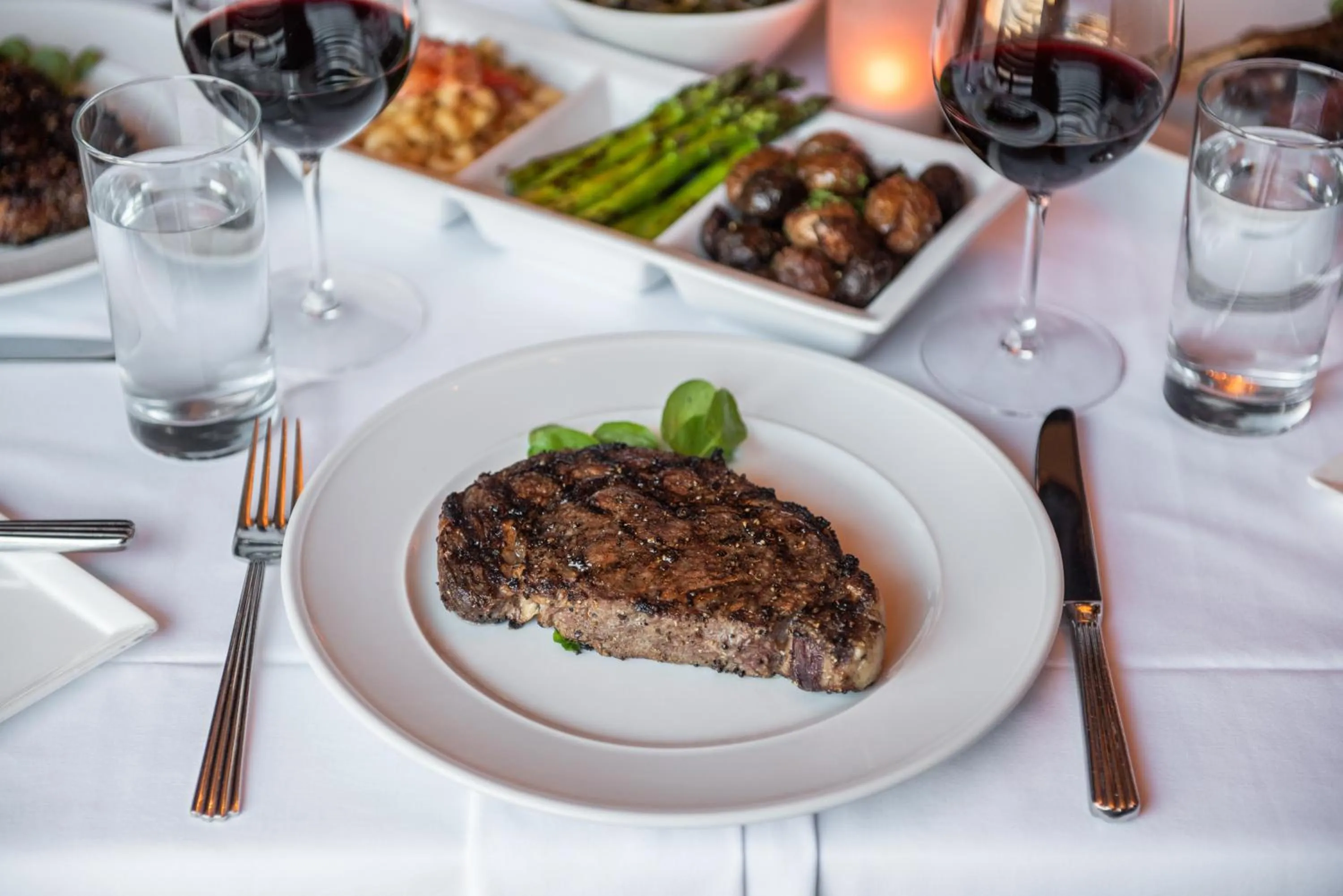 Restaurant/places to eat in Hilton Milwaukee