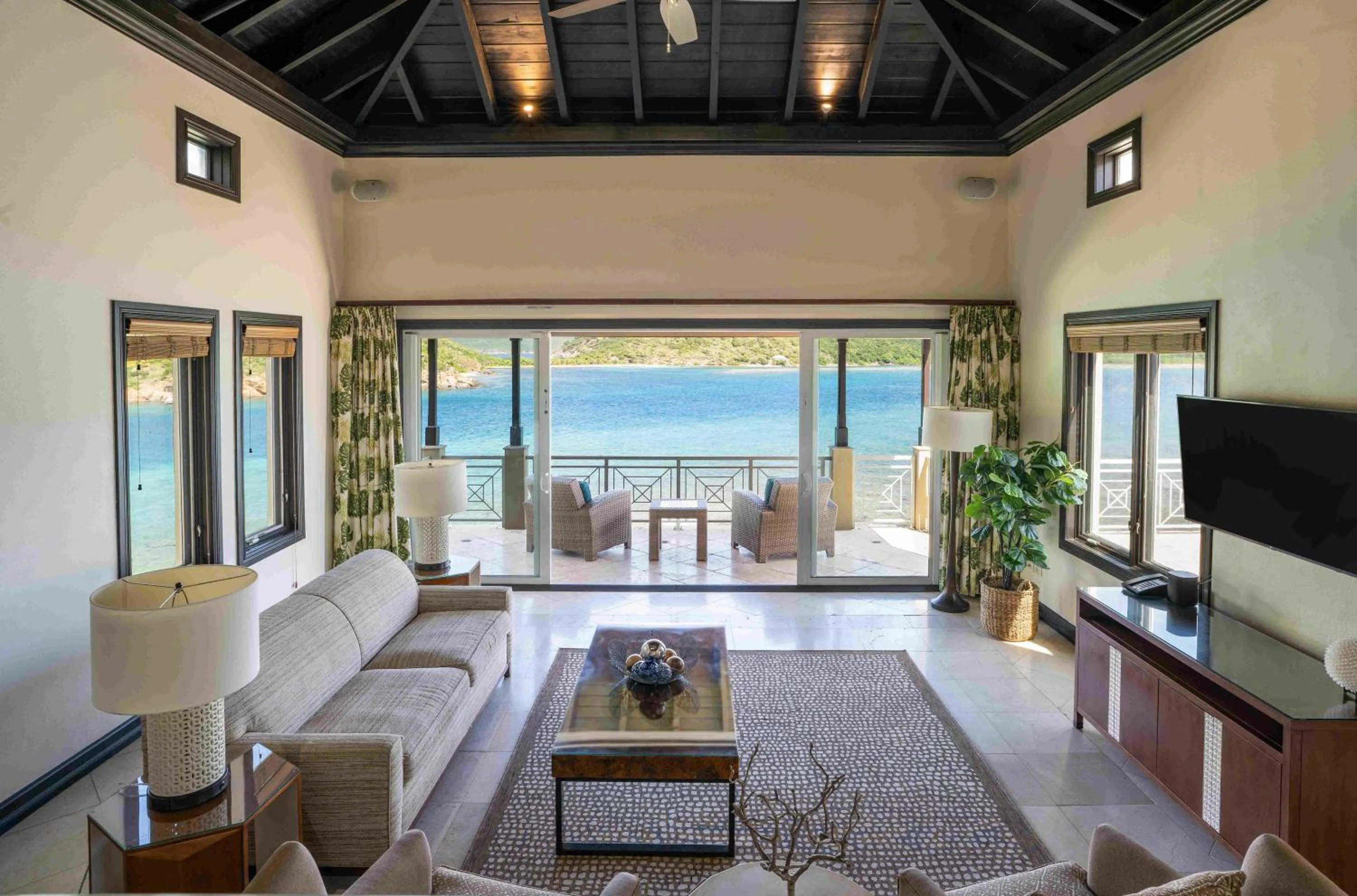 Living room in Scrub Island Resort, Spa & Marina