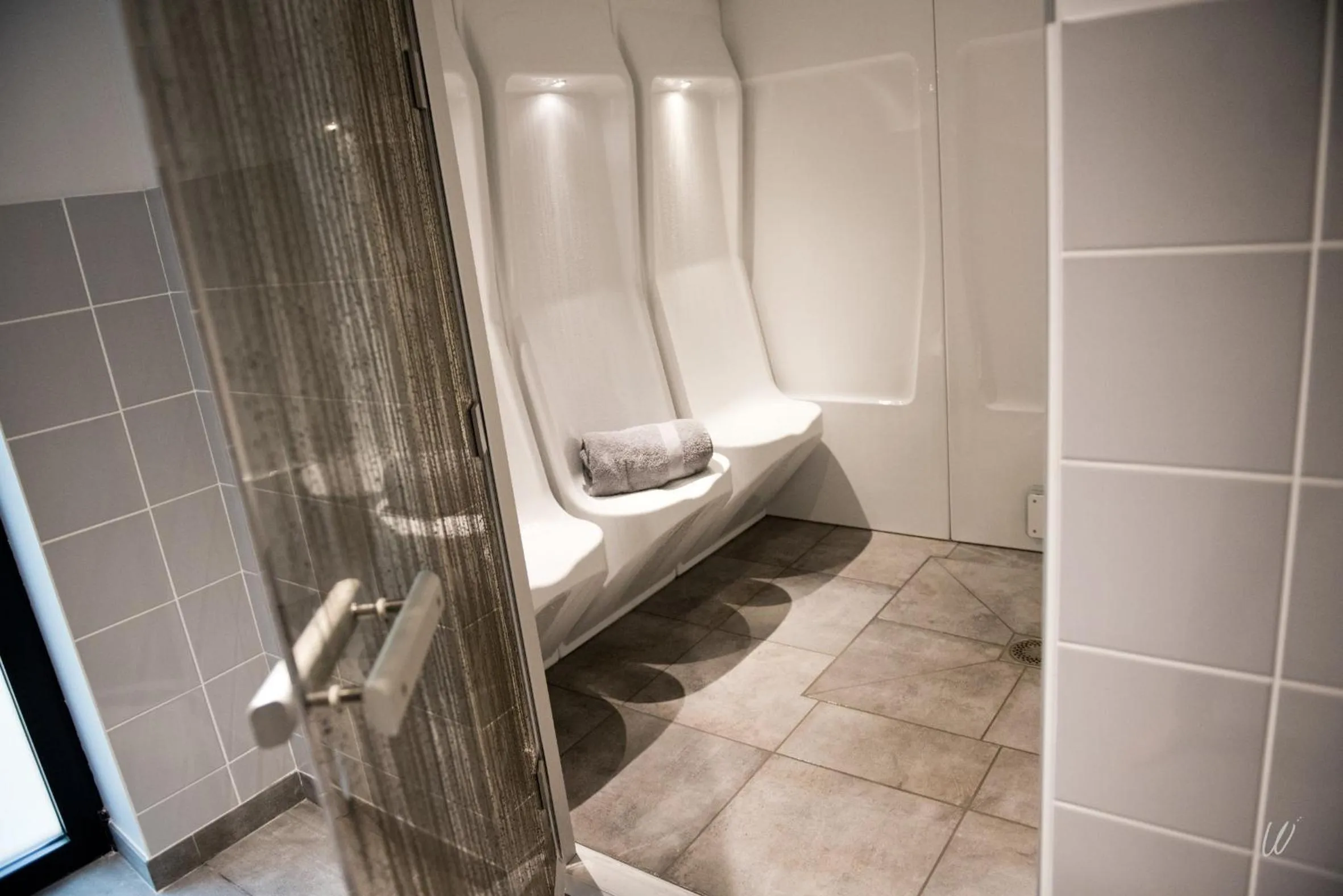 Spa and wellness centre/facilities in Armes de Champagne Hôtel & Spa