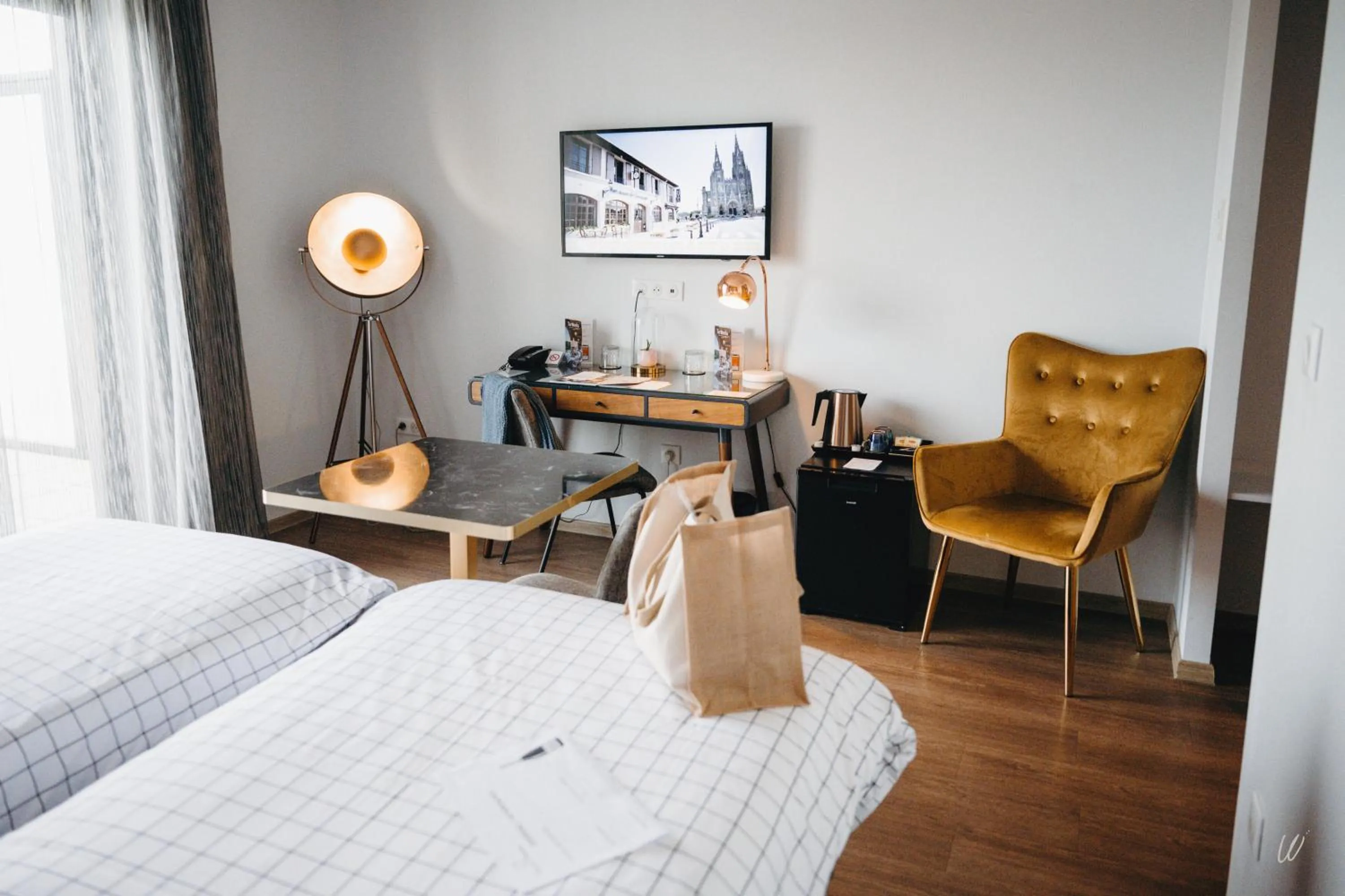 Bed in Armes de Champagne Hôtel & Spa