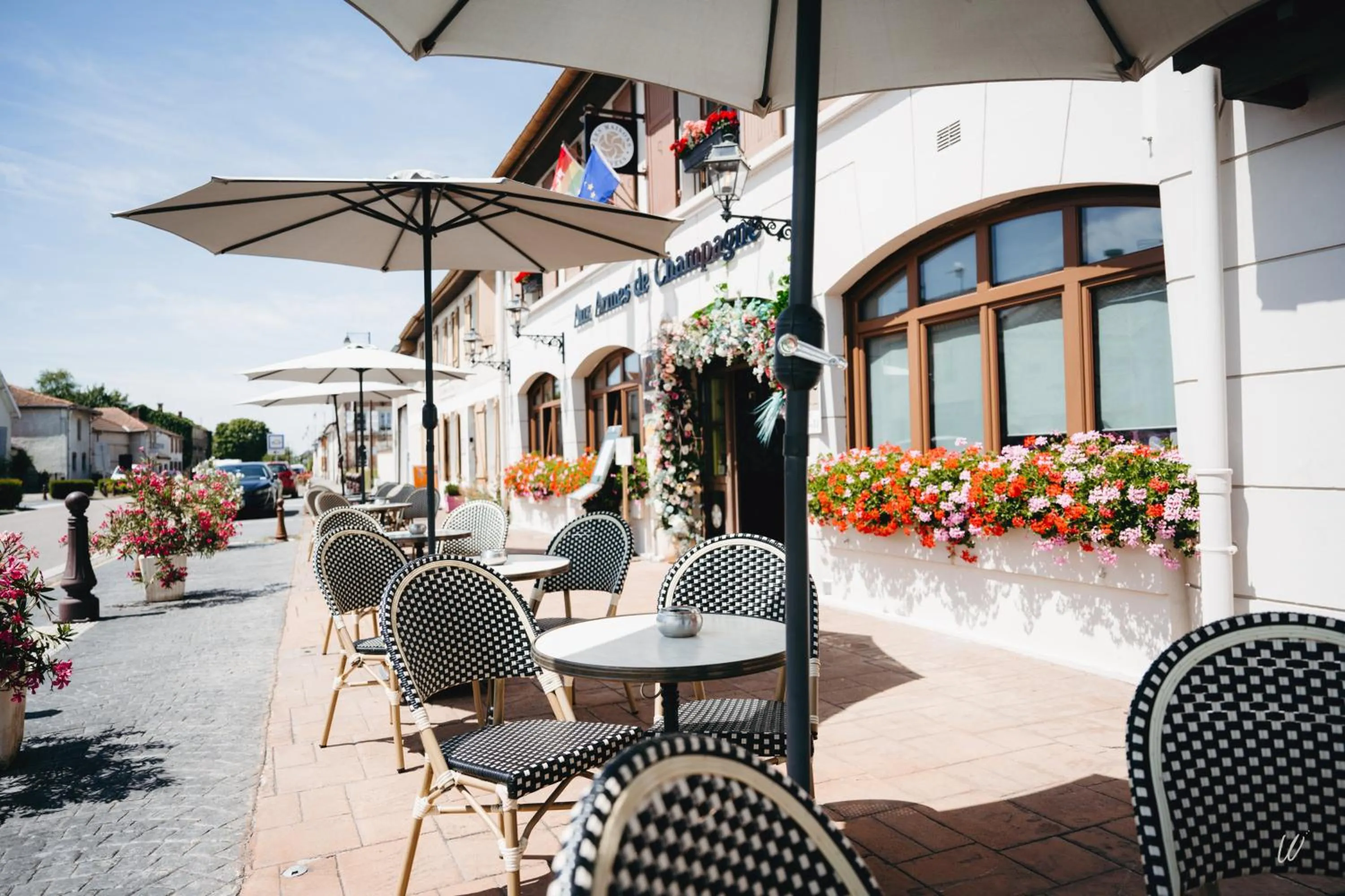 Property building in Armes de Champagne Hôtel & Spa