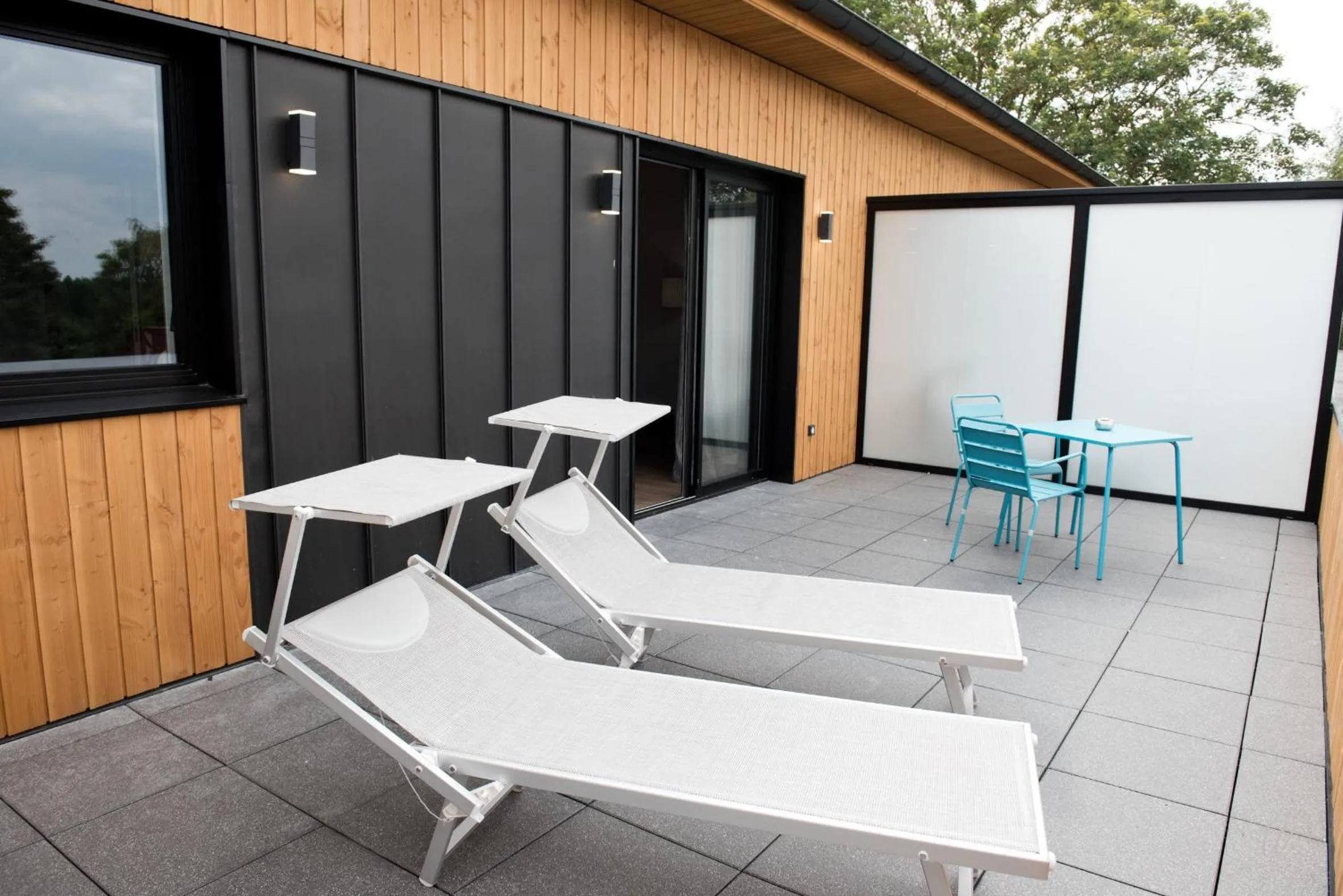 Balcony/Terrace in Armes de Champagne Hôtel & Spa