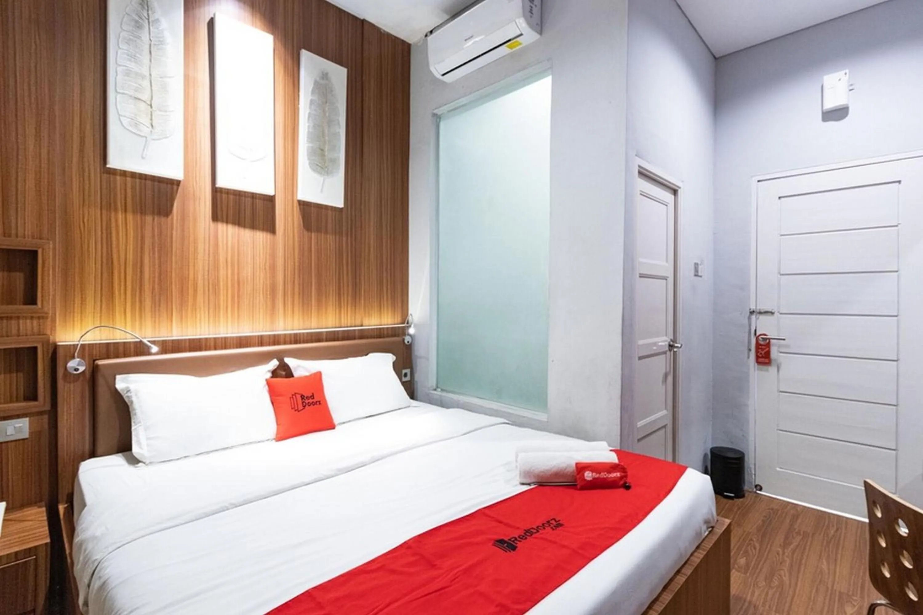 Bed in RedDoorz Premium near Centre Point Mall Medan