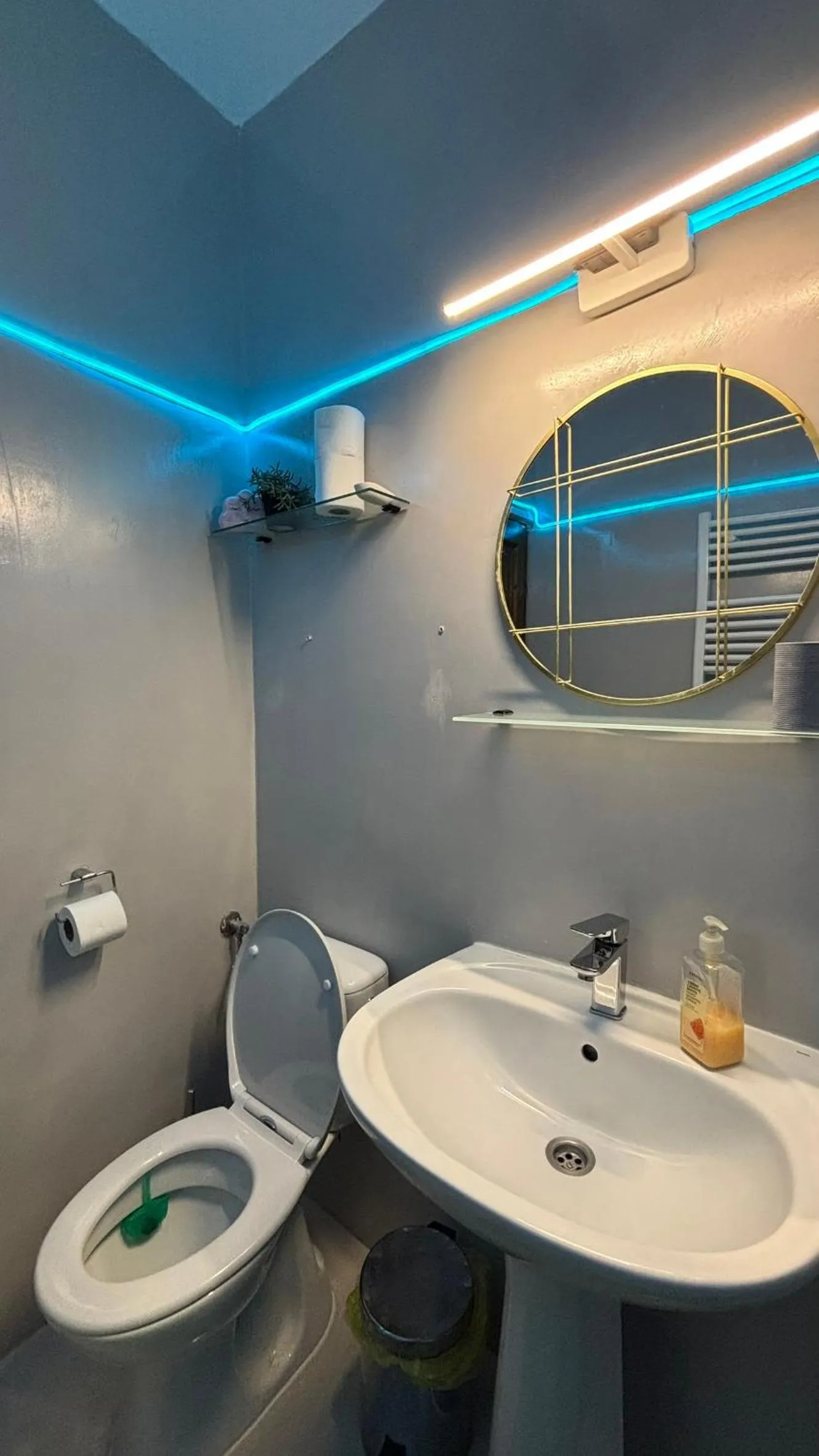 Pannónia Rooms and Apartments