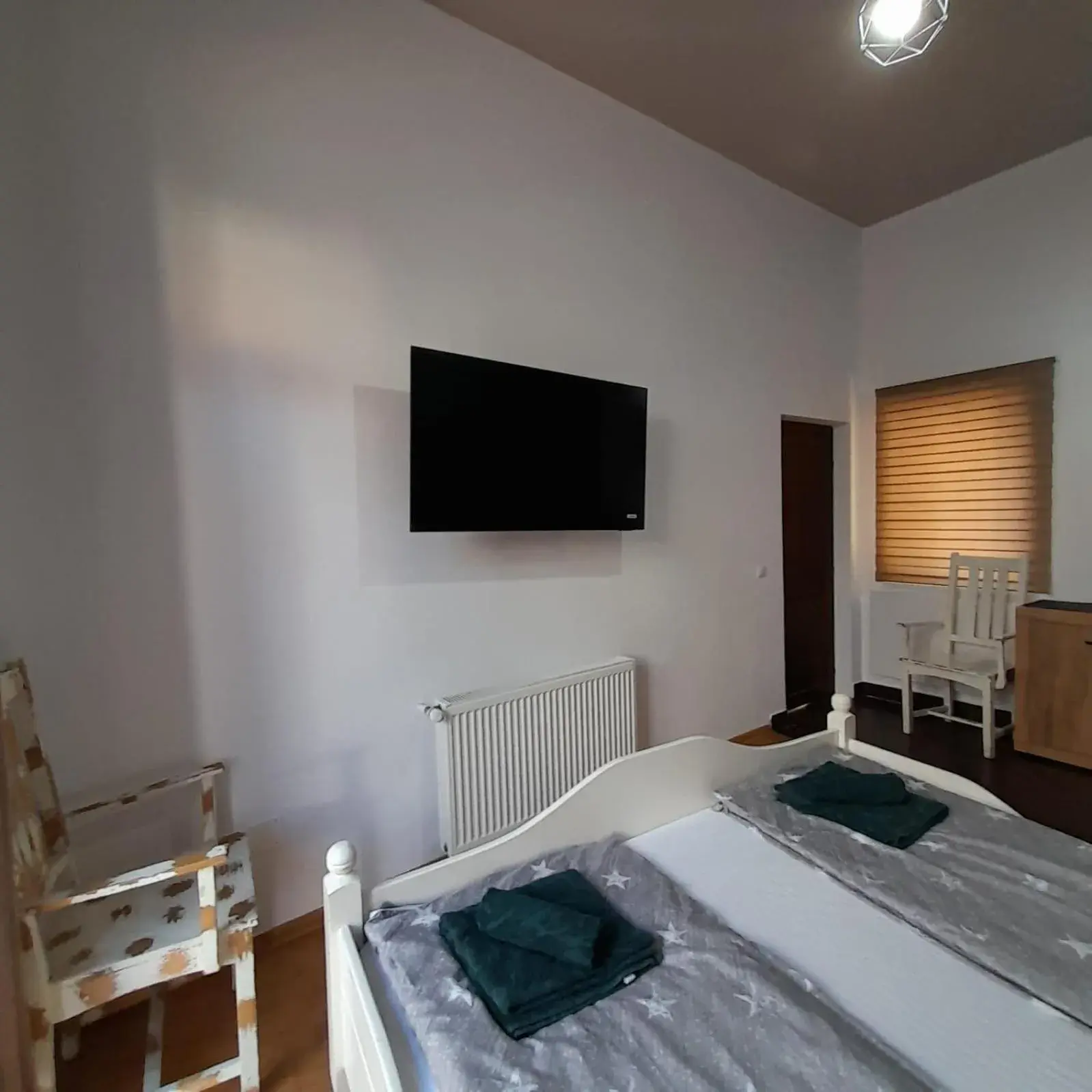 Double Room in Pannónia Rooms and Apartments Double Room in Pannónia Rooms and Apartments