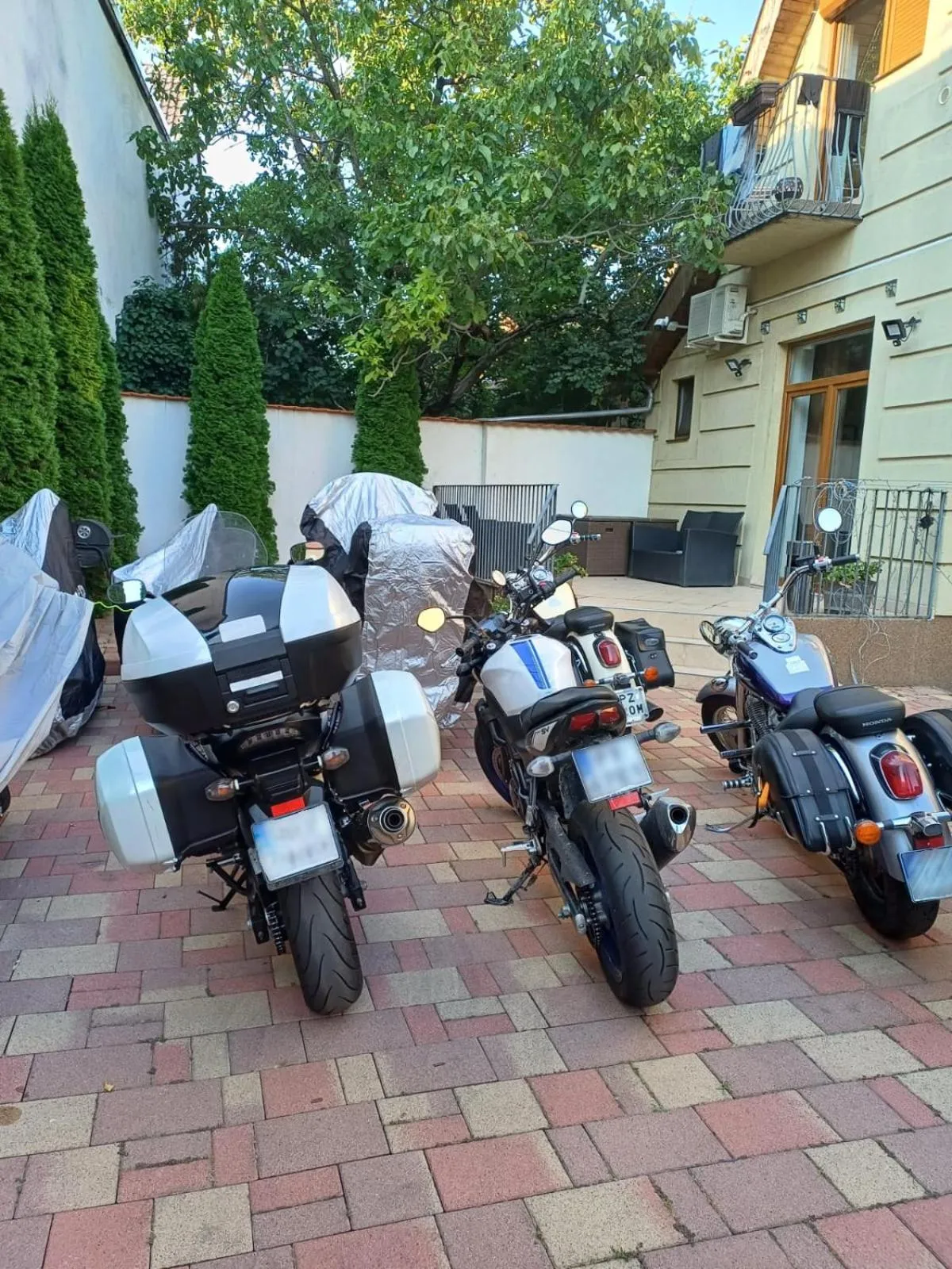 Parking in Pannónia Rooms and Apartments