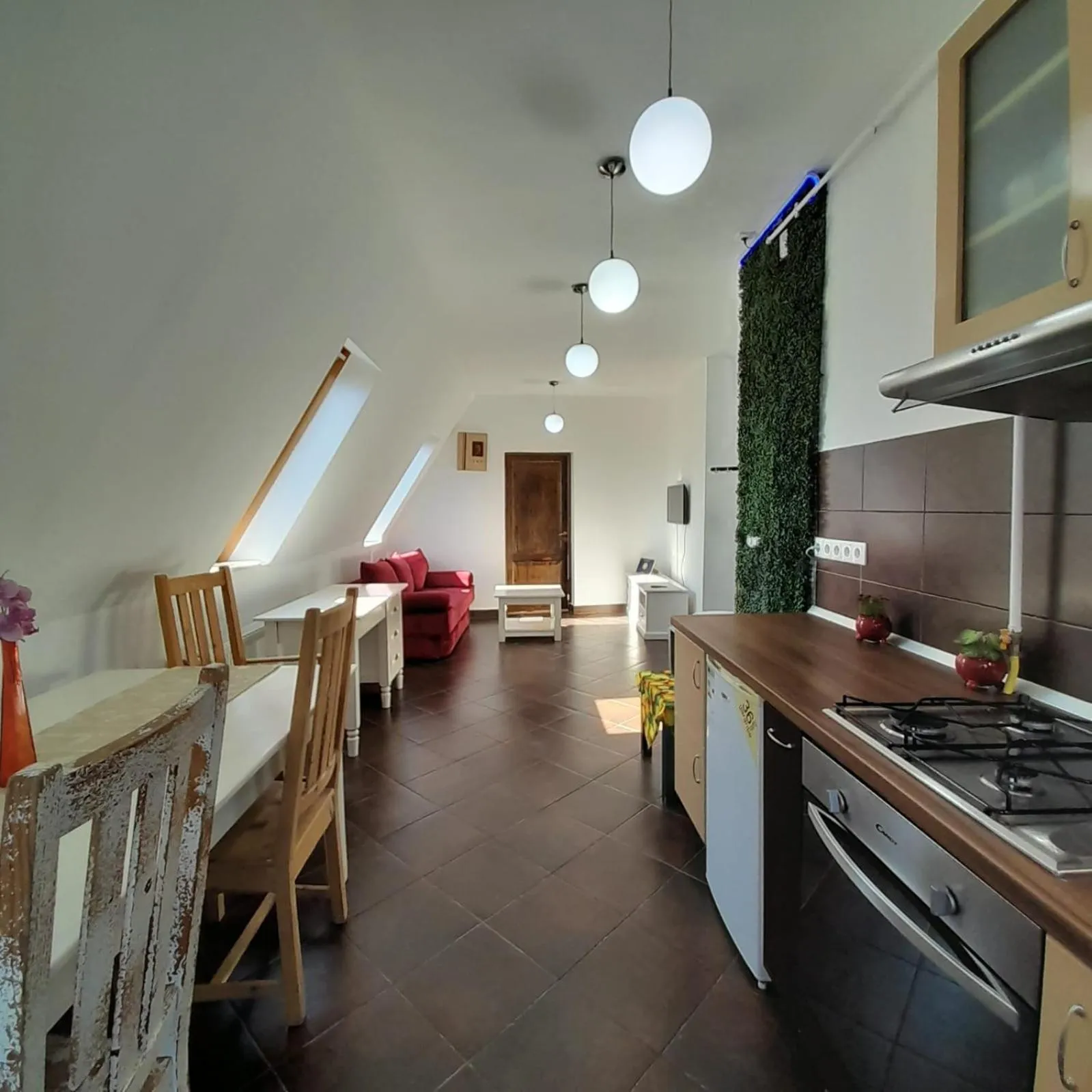 Pannónia Rooms and Apartments