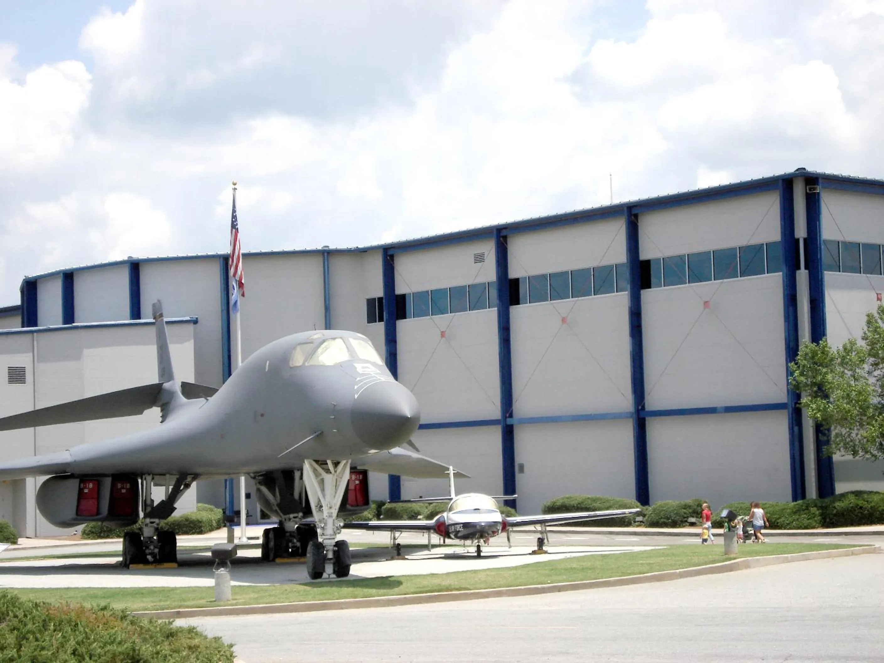Nearby landmark in Country Inn & Suites by Radisson, Warner Robins, GA