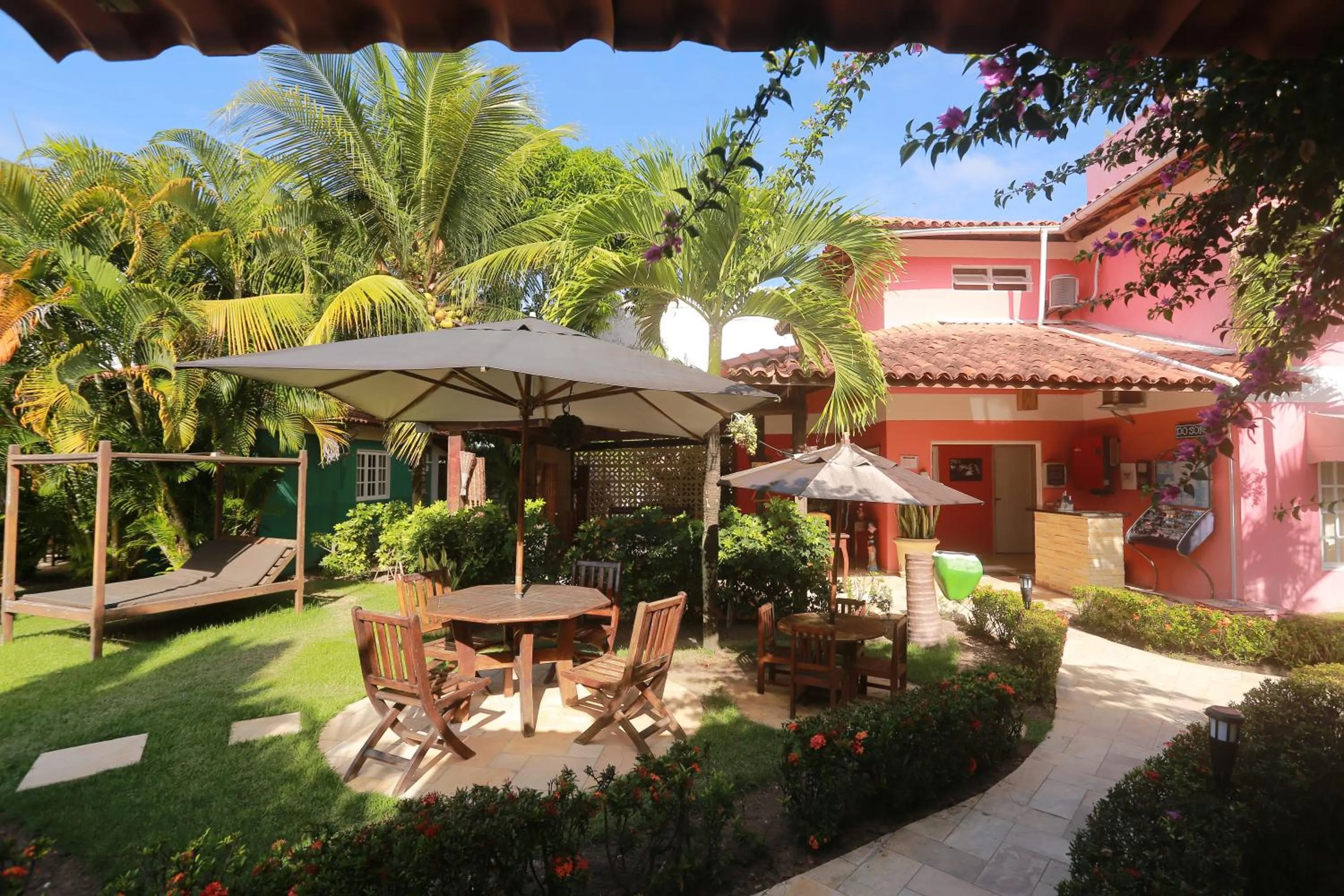 Entertainment in La Dolce Vita Flat & Pousada