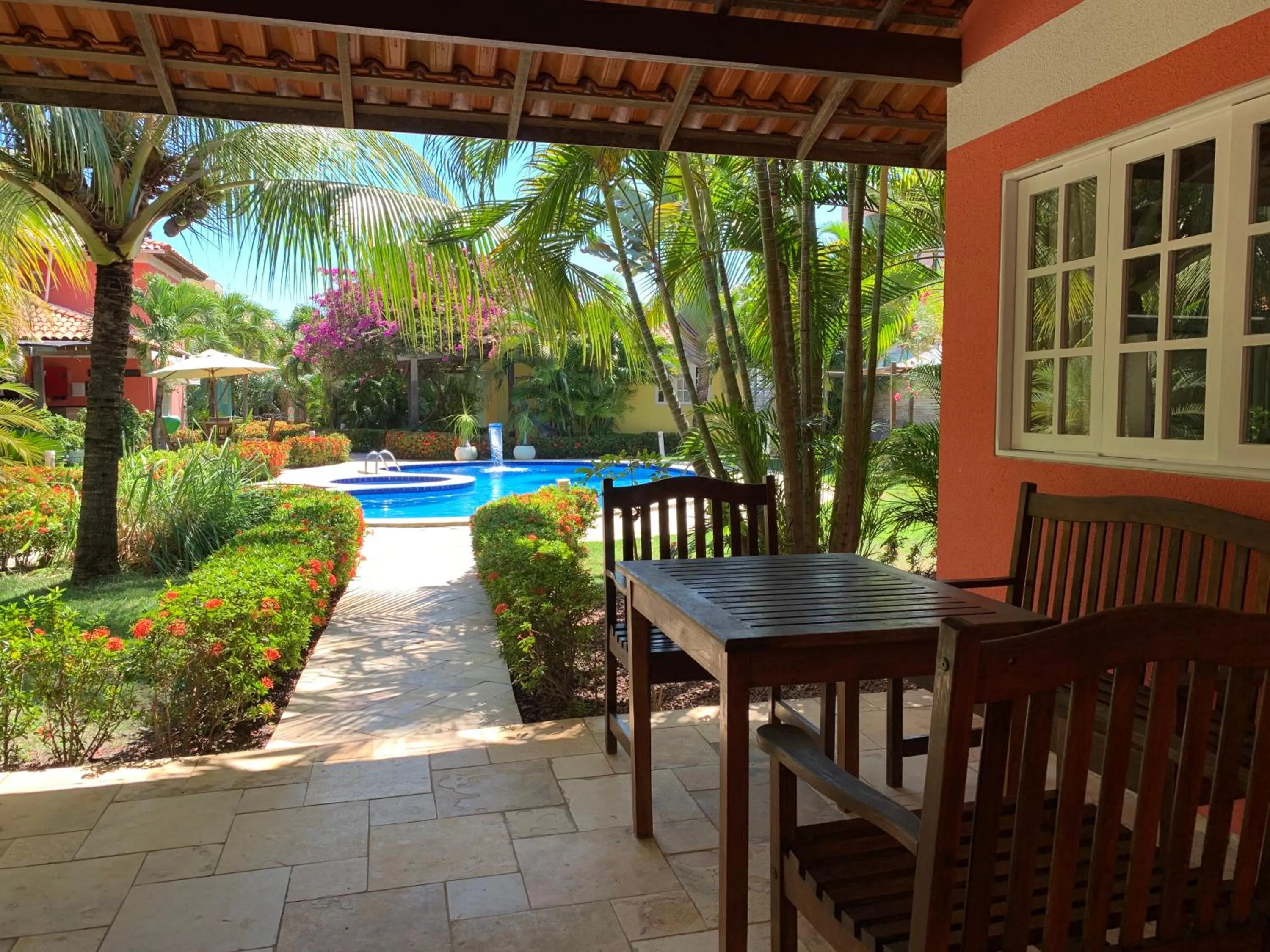 Swimming pool in La Dolce Vita Flat & Pousada