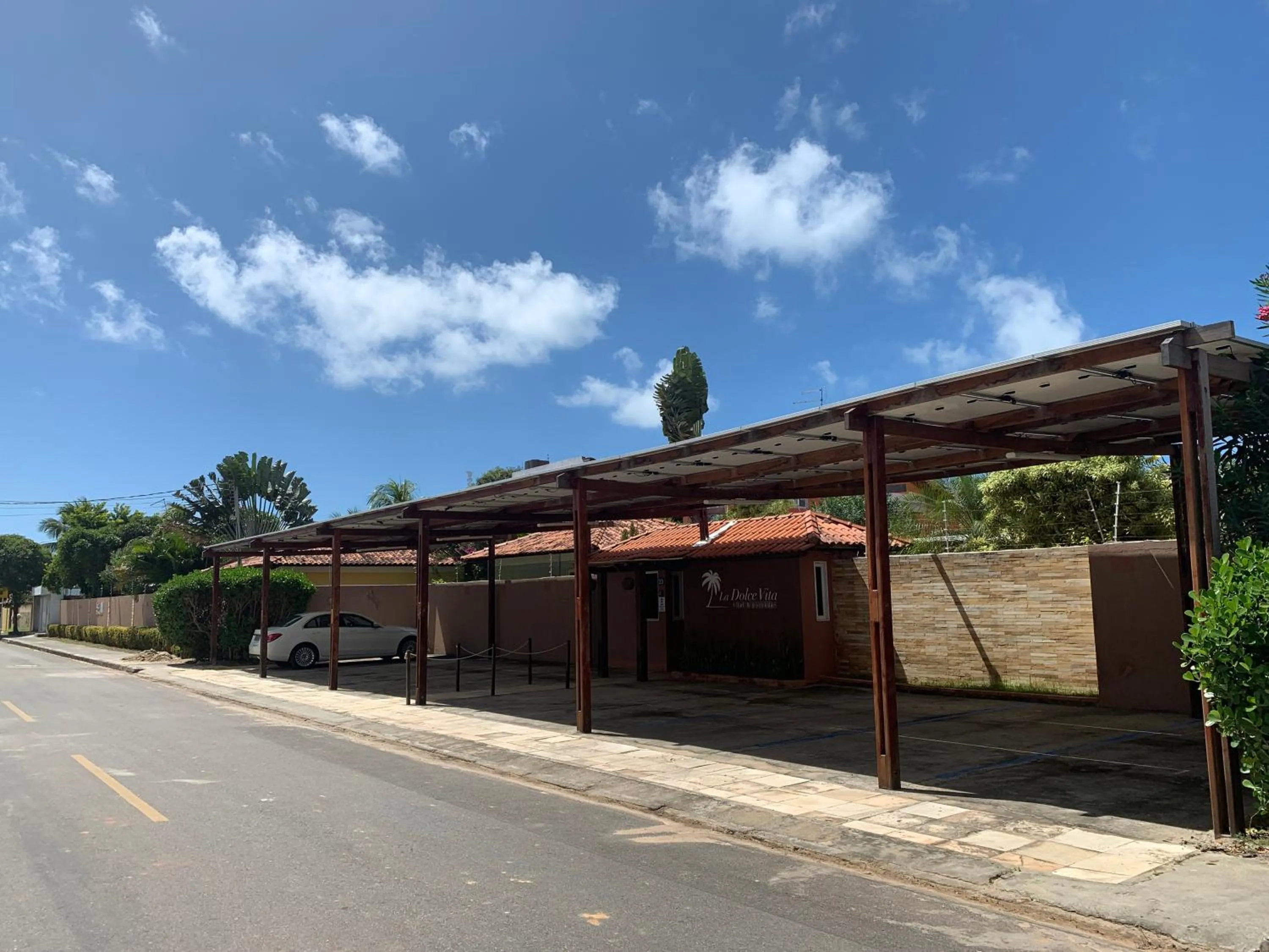 Parking in La Dolce Vita Flat & Pousada