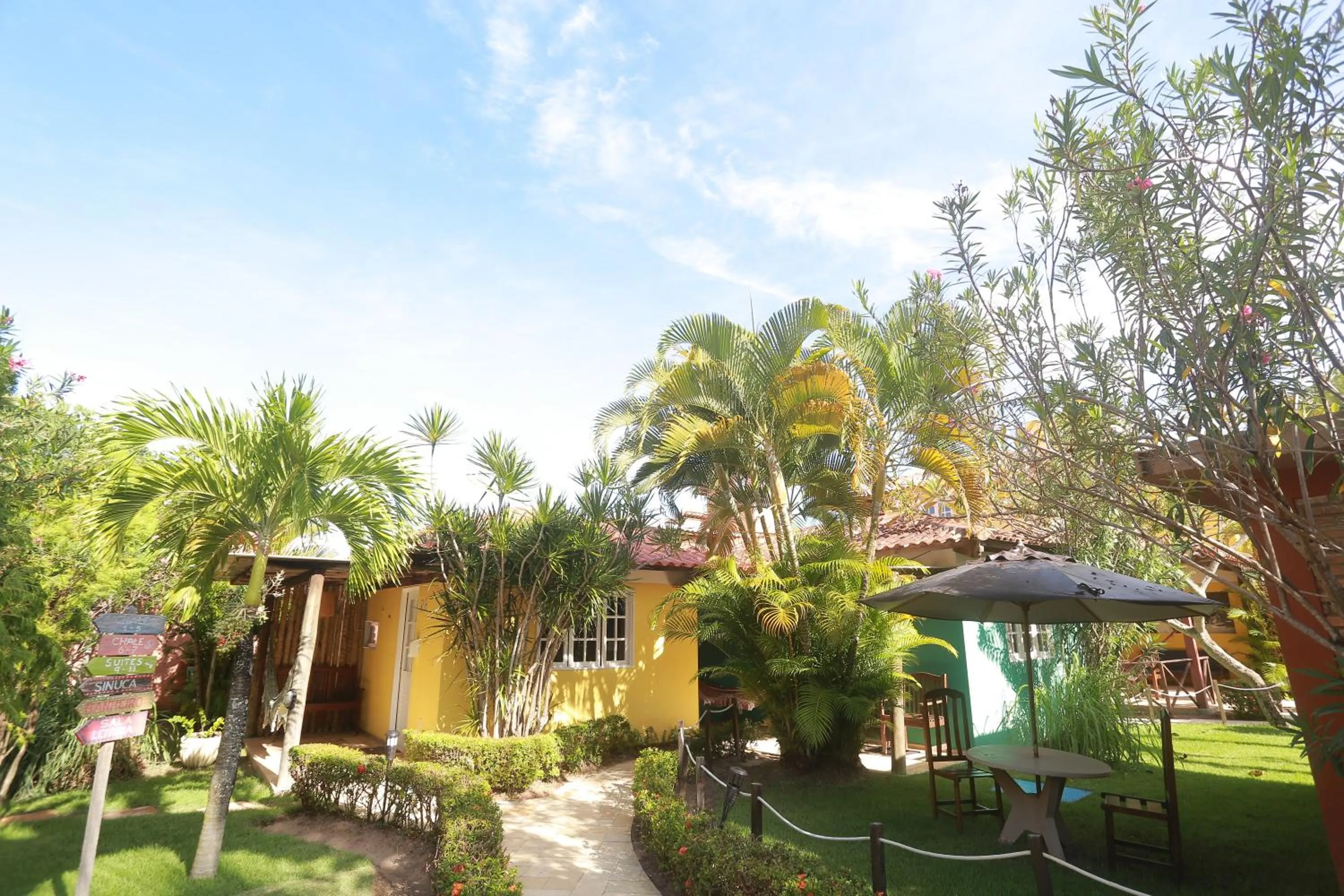 Facade/entrance in La Dolce Vita Flat & Pousada