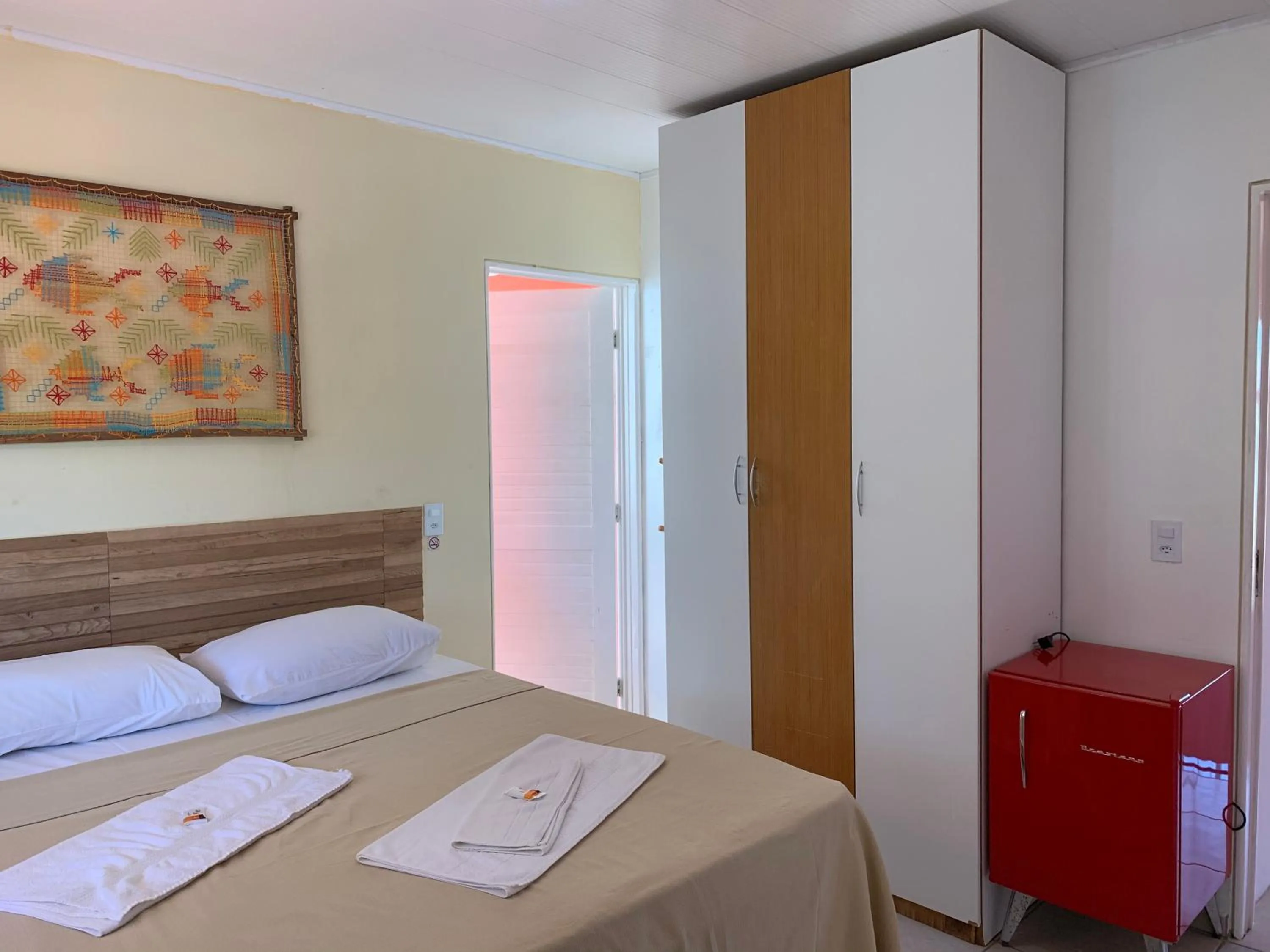 Photo of the whole room, Bed in La Dolce Vita Flat & Pousada