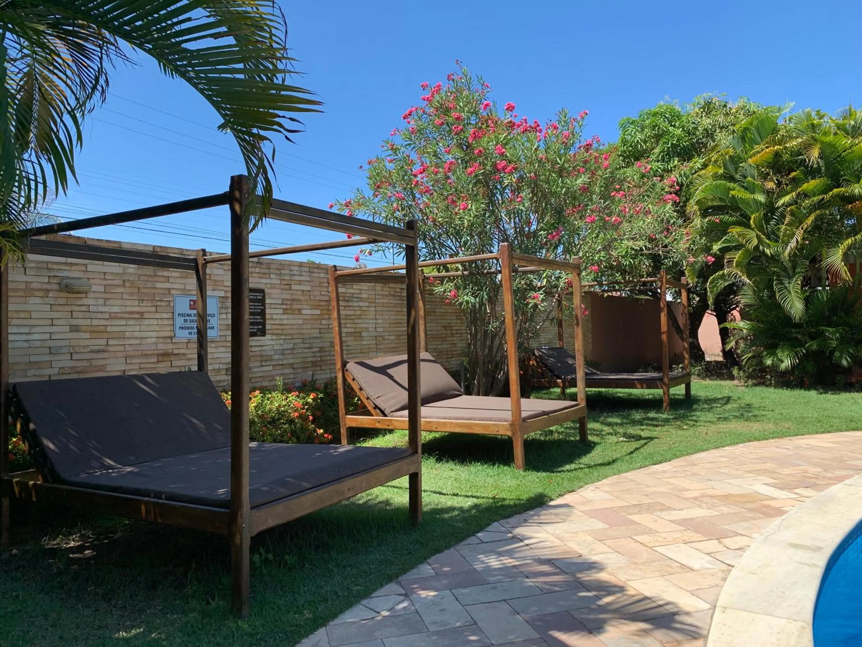 Garden in La Dolce Vita Flat & Pousada