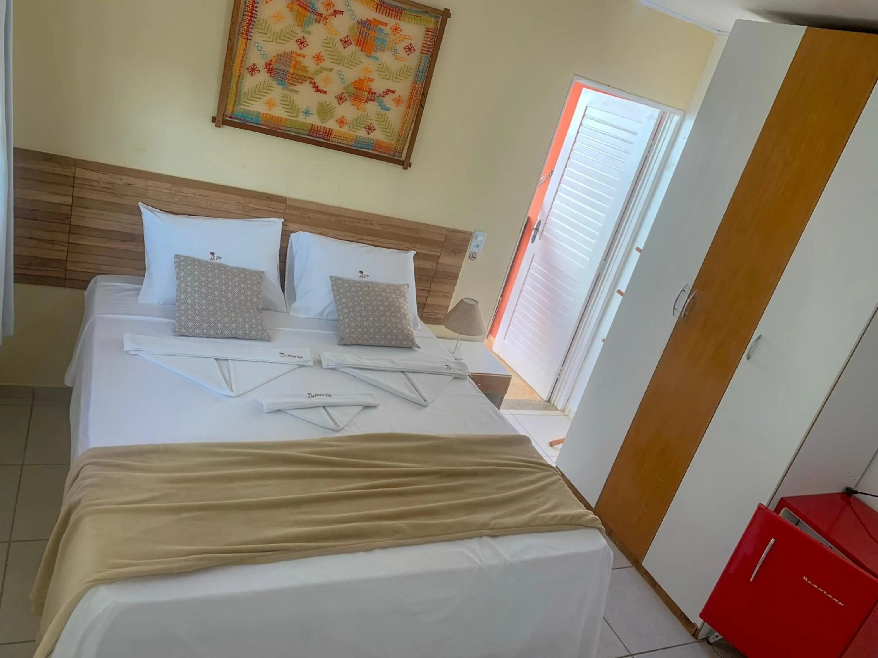 Photo of the whole room, Bed in La Dolce Vita Flat & Pousada