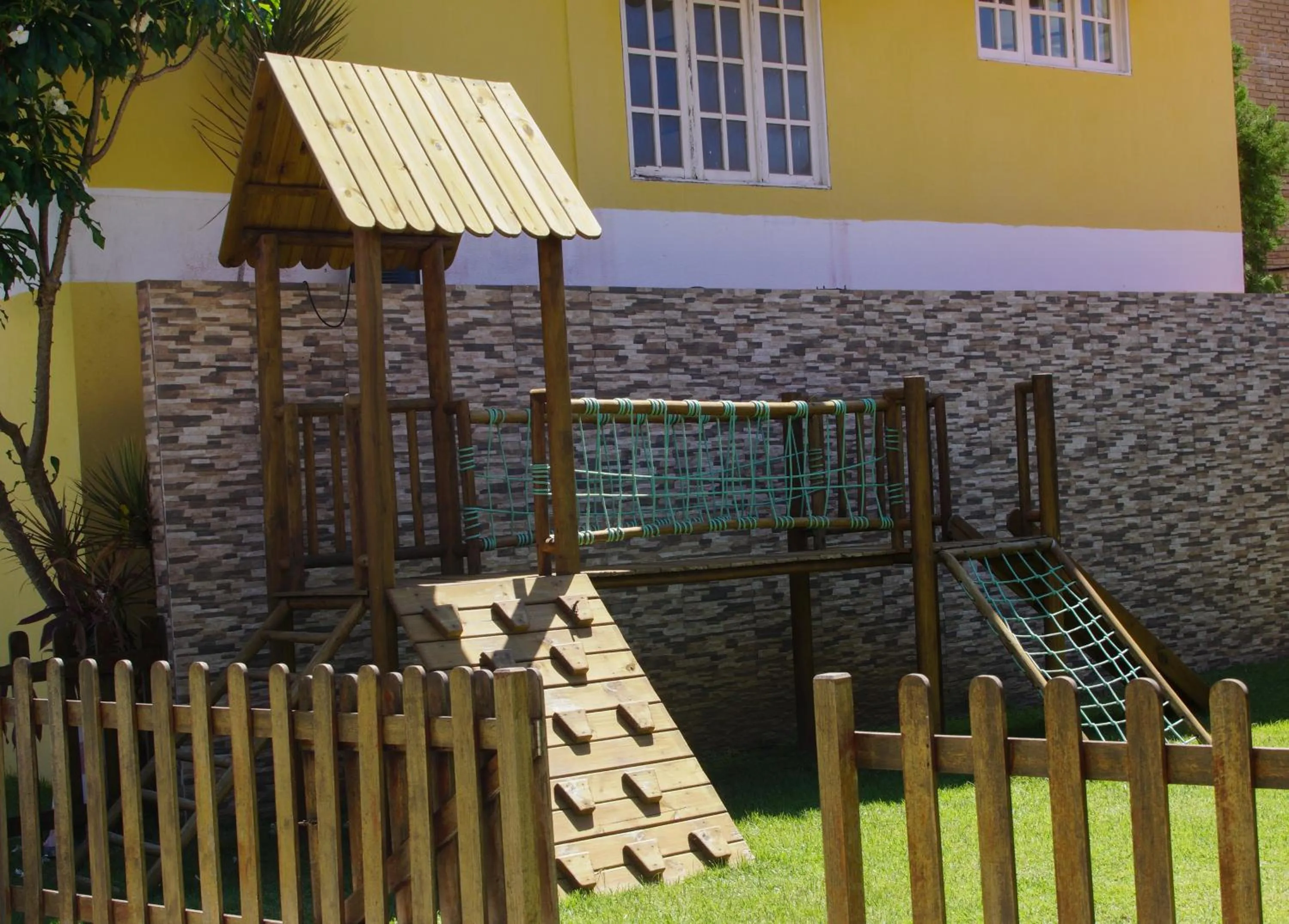 Entertainment in La Dolce Vita Flat & Pousada